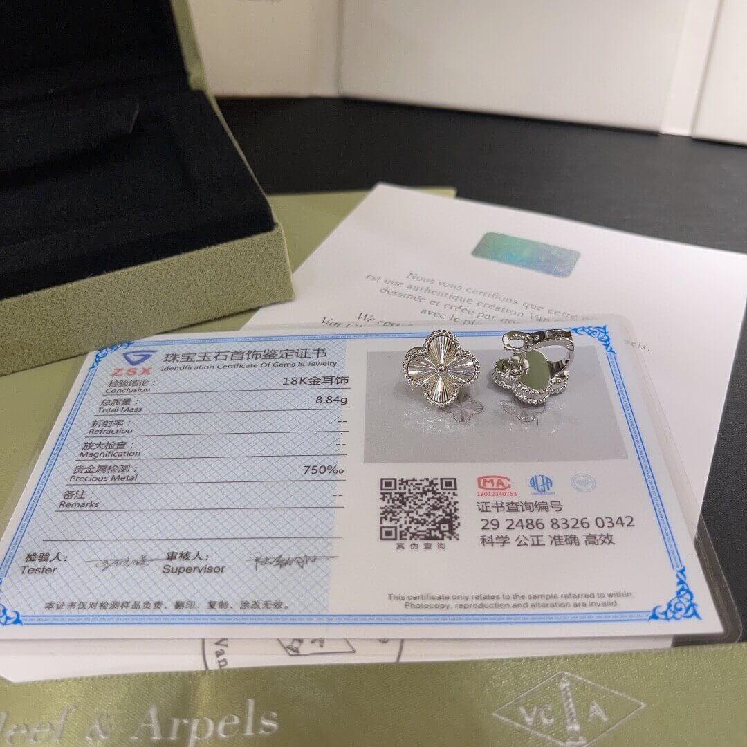 Van Cleef&Arpels сережки золоті