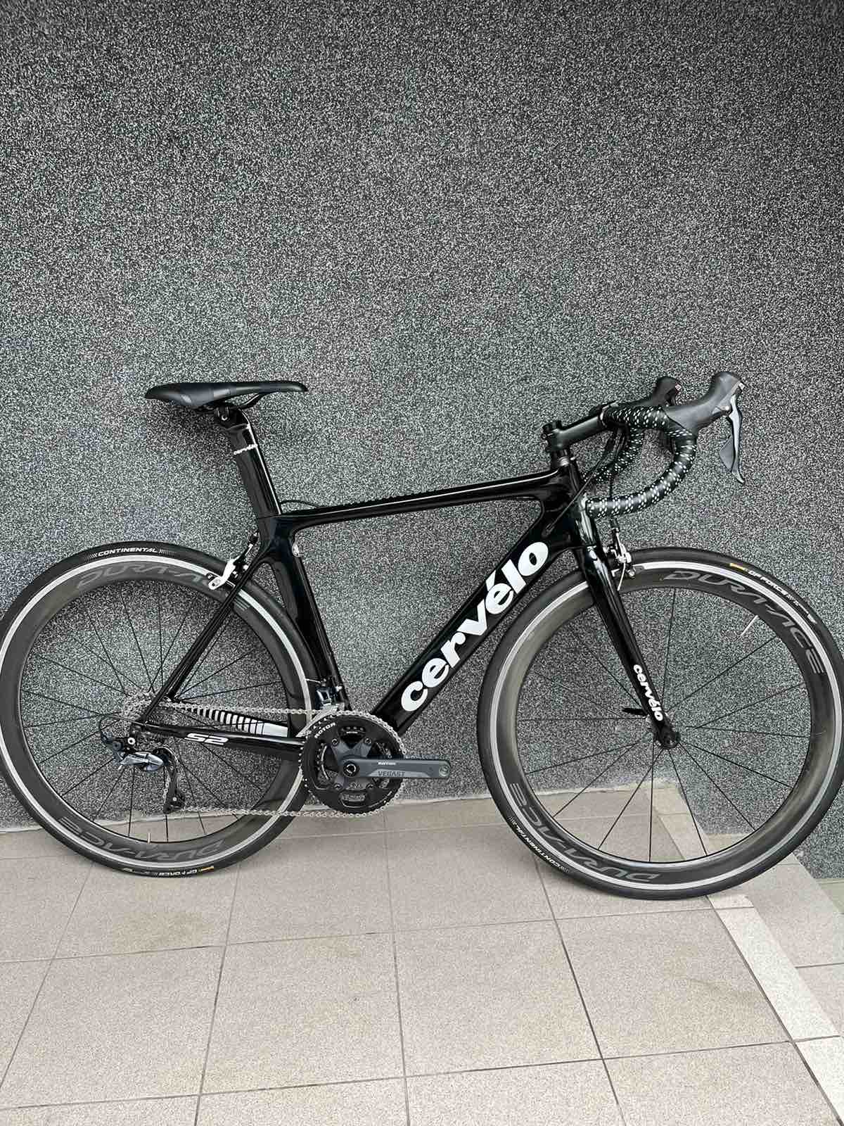 Карбоновий шосейний велосипед Cervelo S2