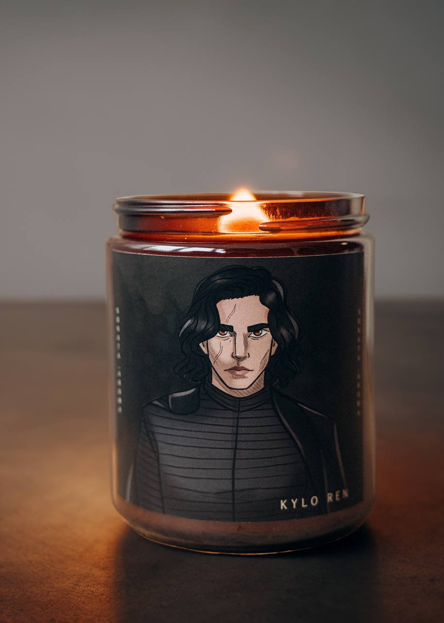 Свічка "Кайло Рен"