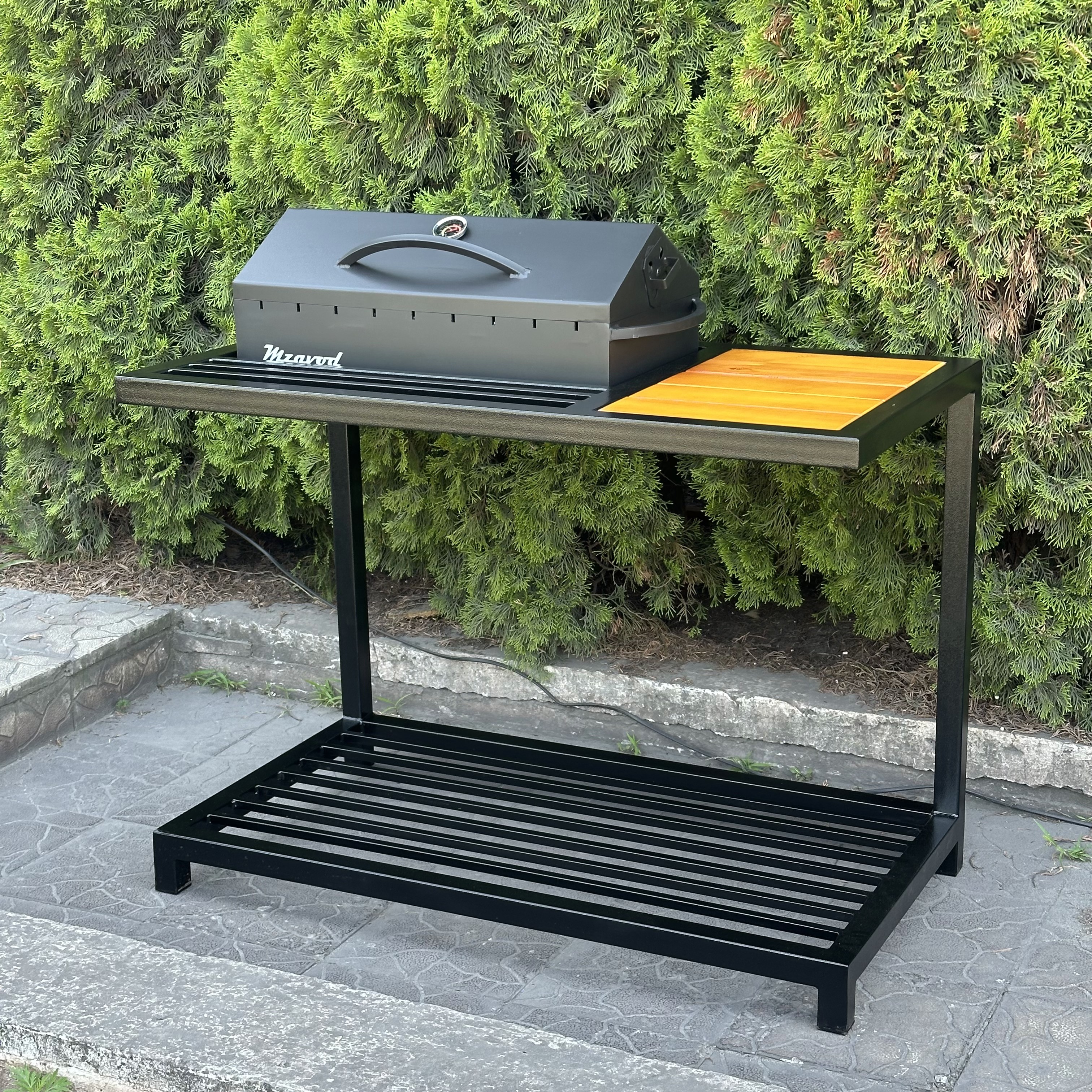 Мангал-барбекю  в стилі лофт на дровнику на 9 шампурів 4 мм