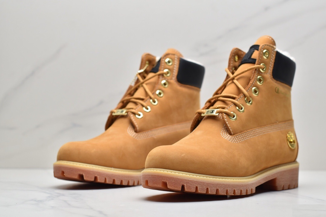 Corporate level Timberland x Champion