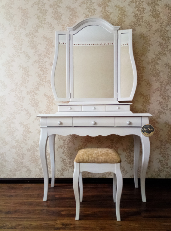 Комплект для спальні - Трюмо в стилі Прованс та пуф