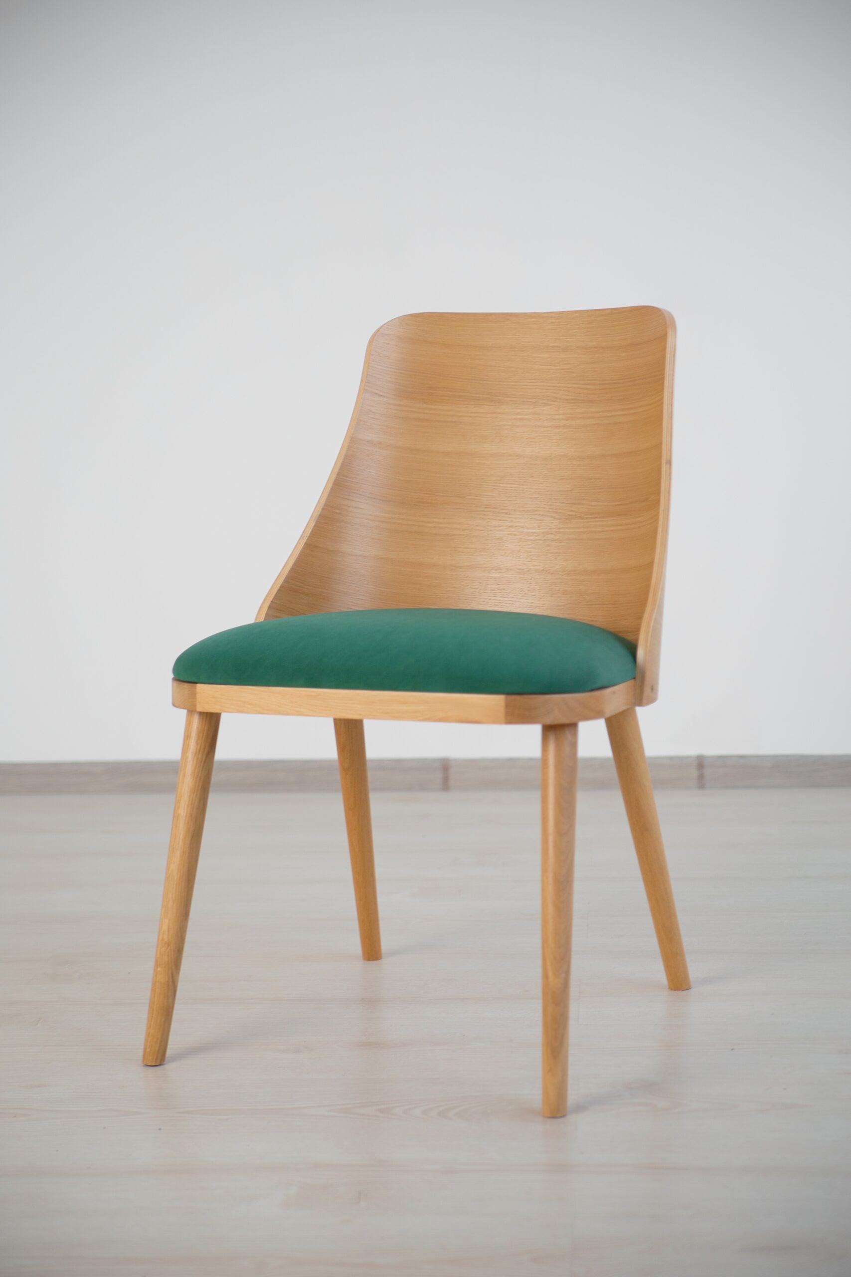Theo 1 Oak