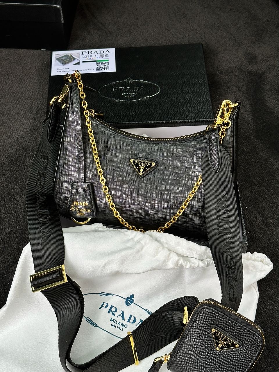 Prada Re-Edition 2005 Saffiano Leather Bag