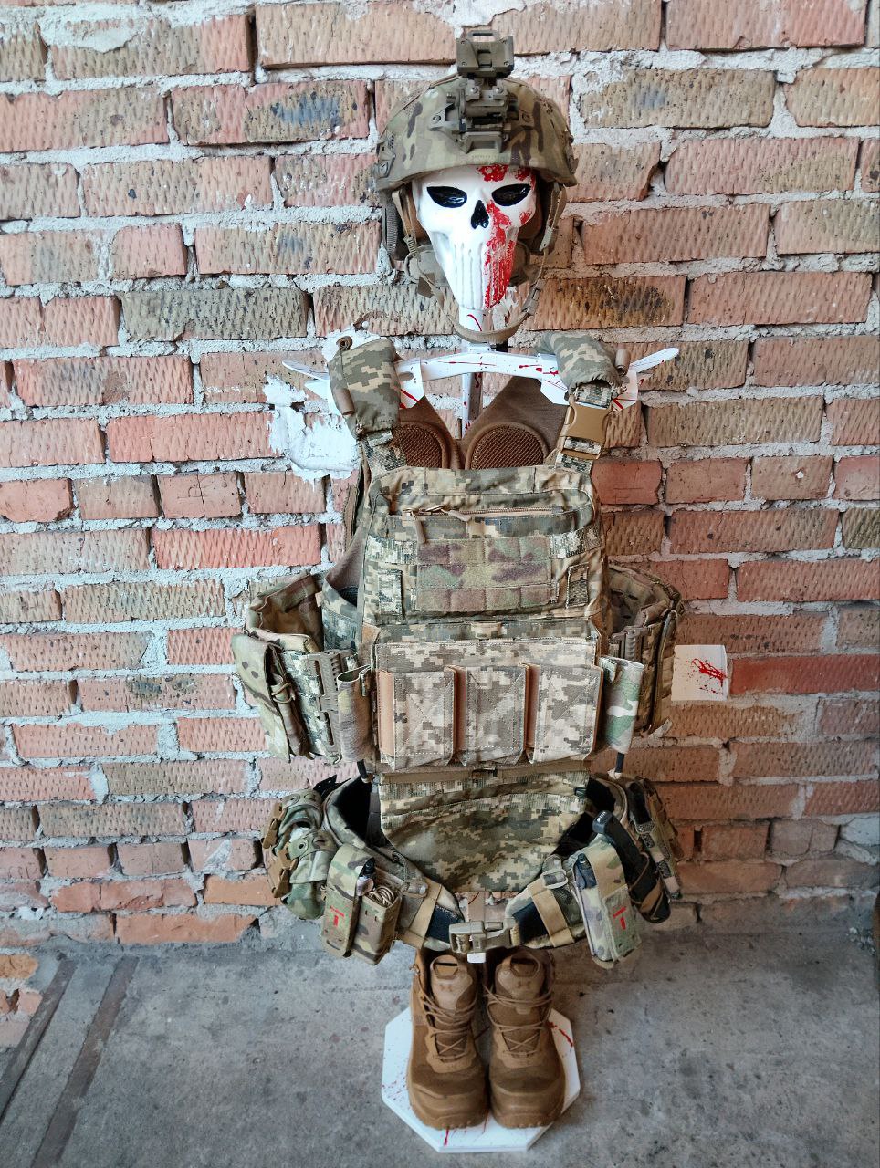 Стійка для спорядження "СТЗ-ЧПБК-01" Пунішер Біла кров