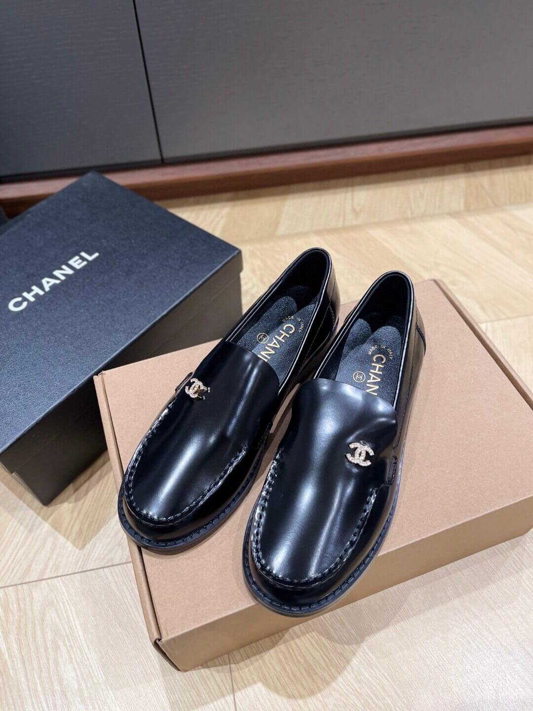 Chanel лофери