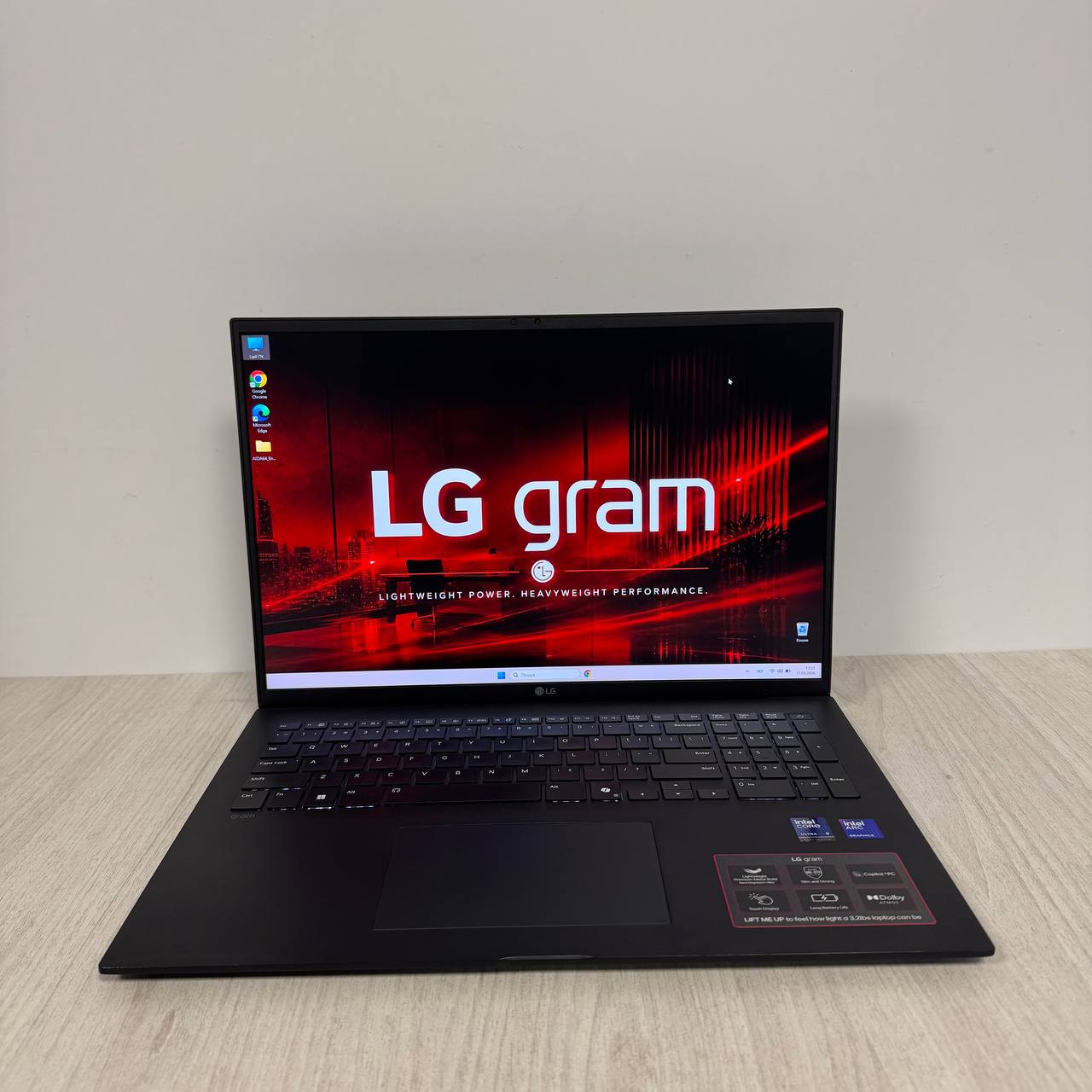 LG Gram 17Z90TL Touch Ultra 9