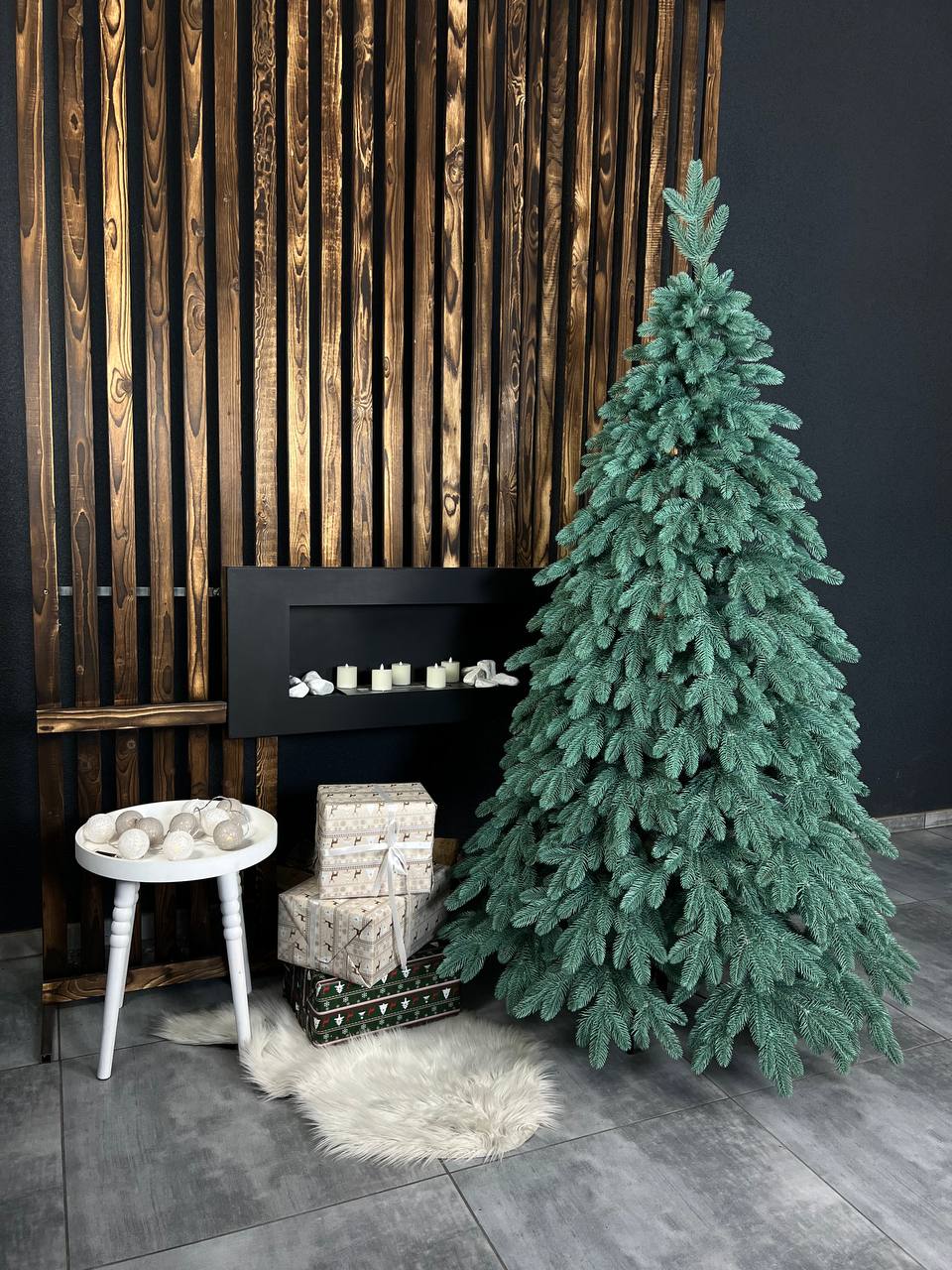 Ялинка «Роял» блакитна - 1.8м. 🦋