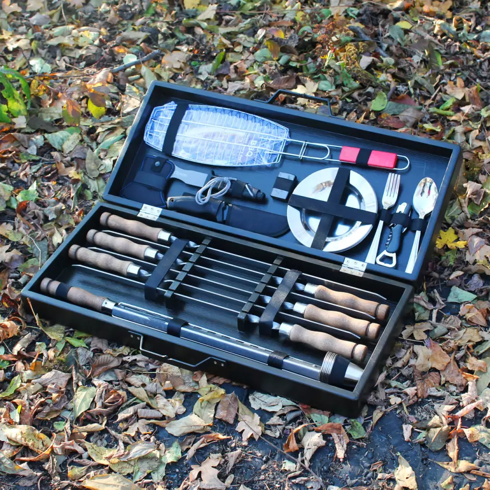 Набір шампурів в дерев'яній коробці ОТАМАН