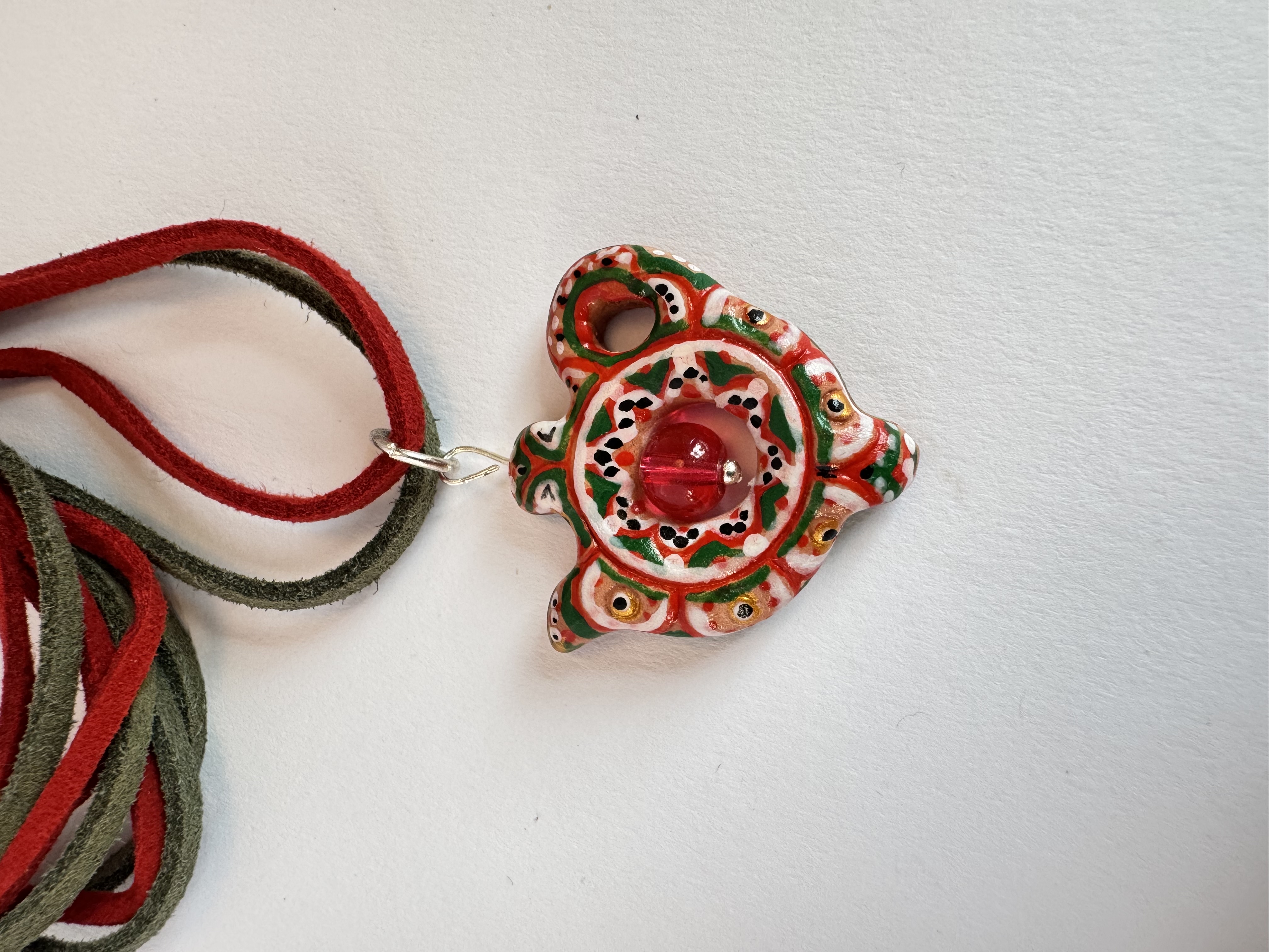 Підвіска на шию «Куманець» з глини