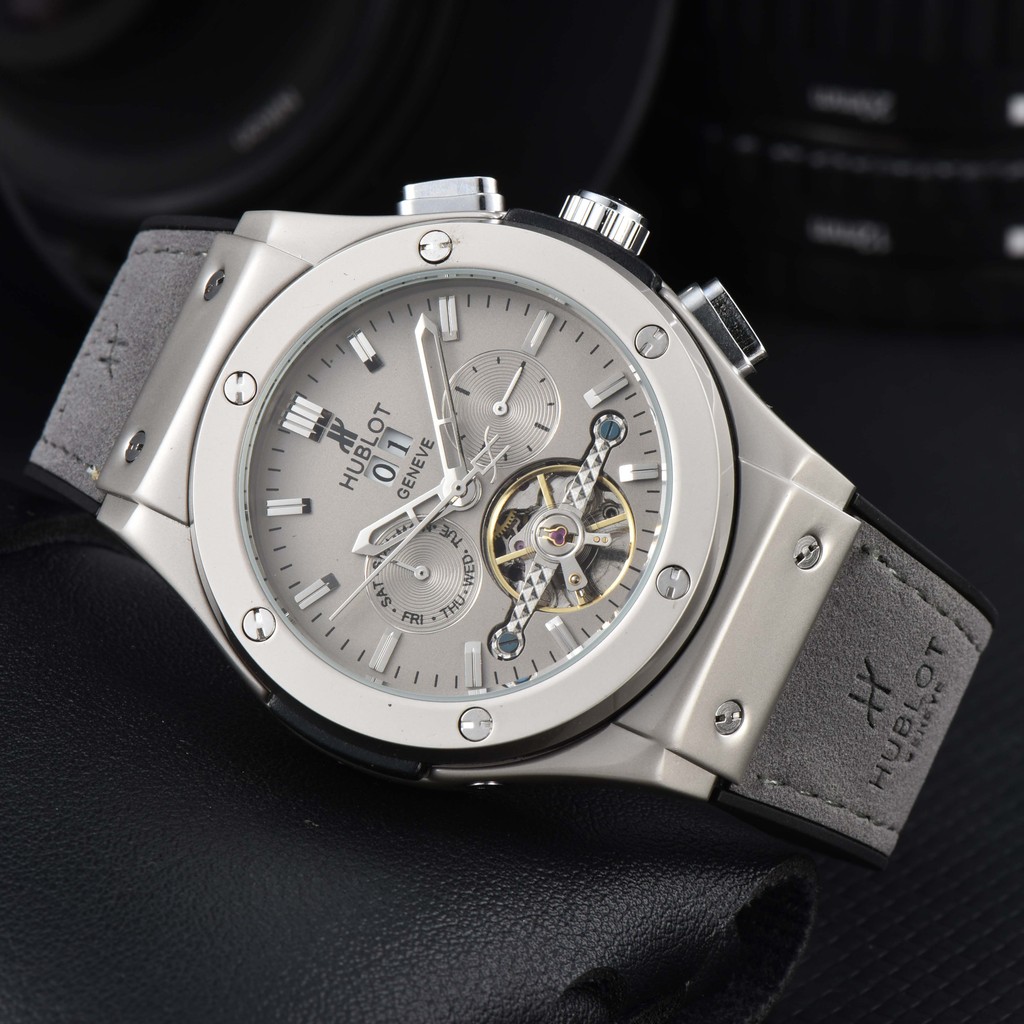Hublot wristwatch features REF  241.IX.2310.RR-1