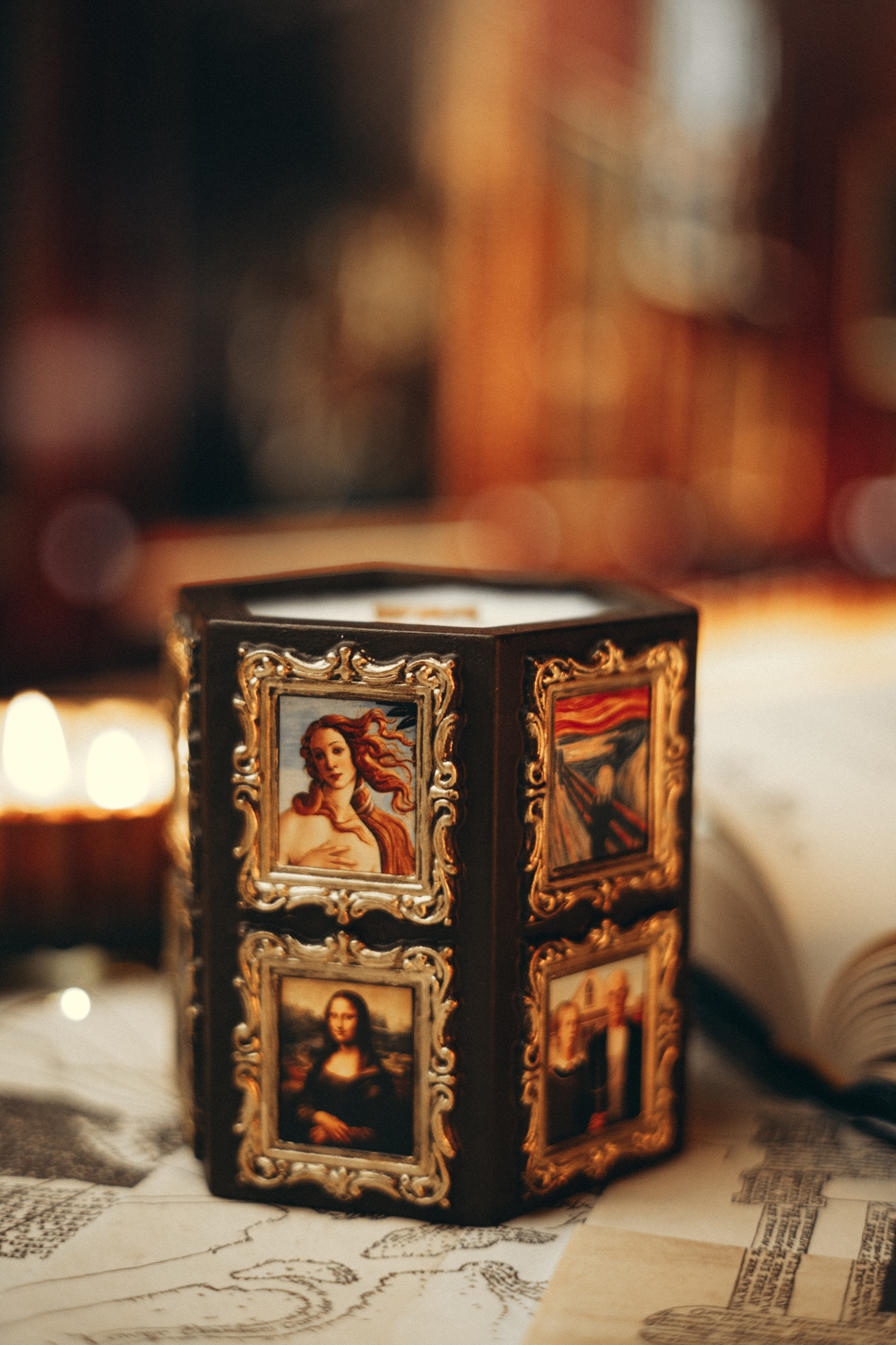 Свічка "Портрети Лувру"