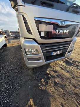 Фари решітка окуляр Ман тгх TGX E6 2019р