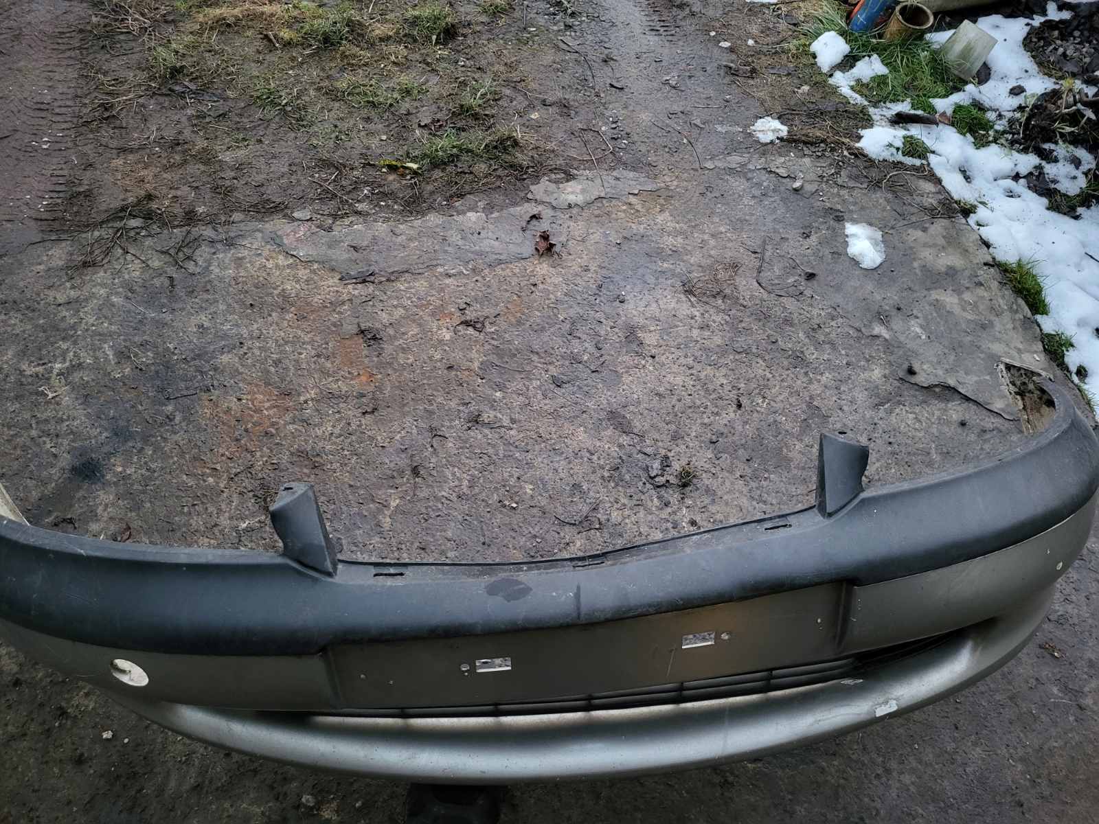 Передній бампер Opel Vectra B