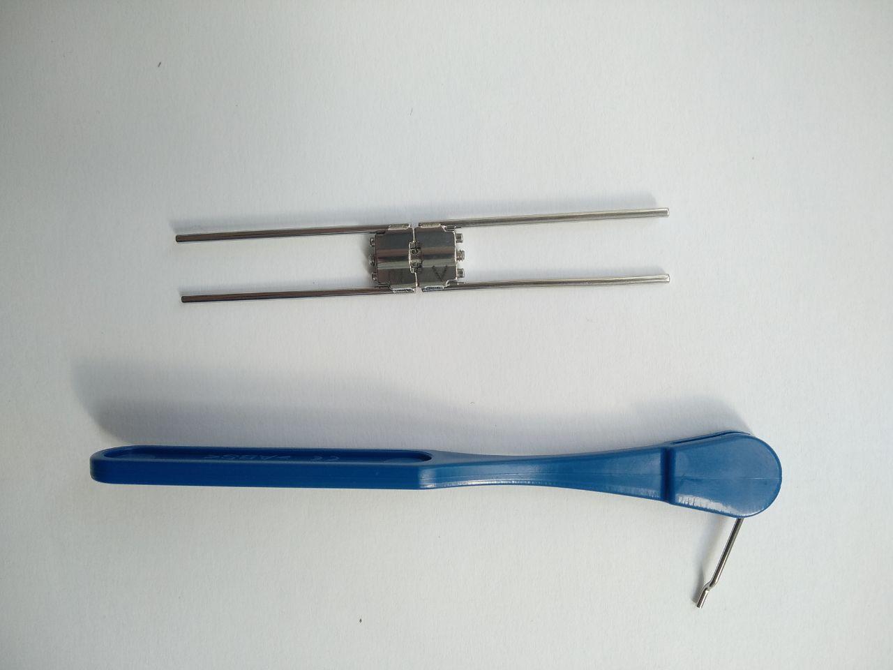 Гвинт Dentaurum Hyrex для розширення ніжного шва 10 мм