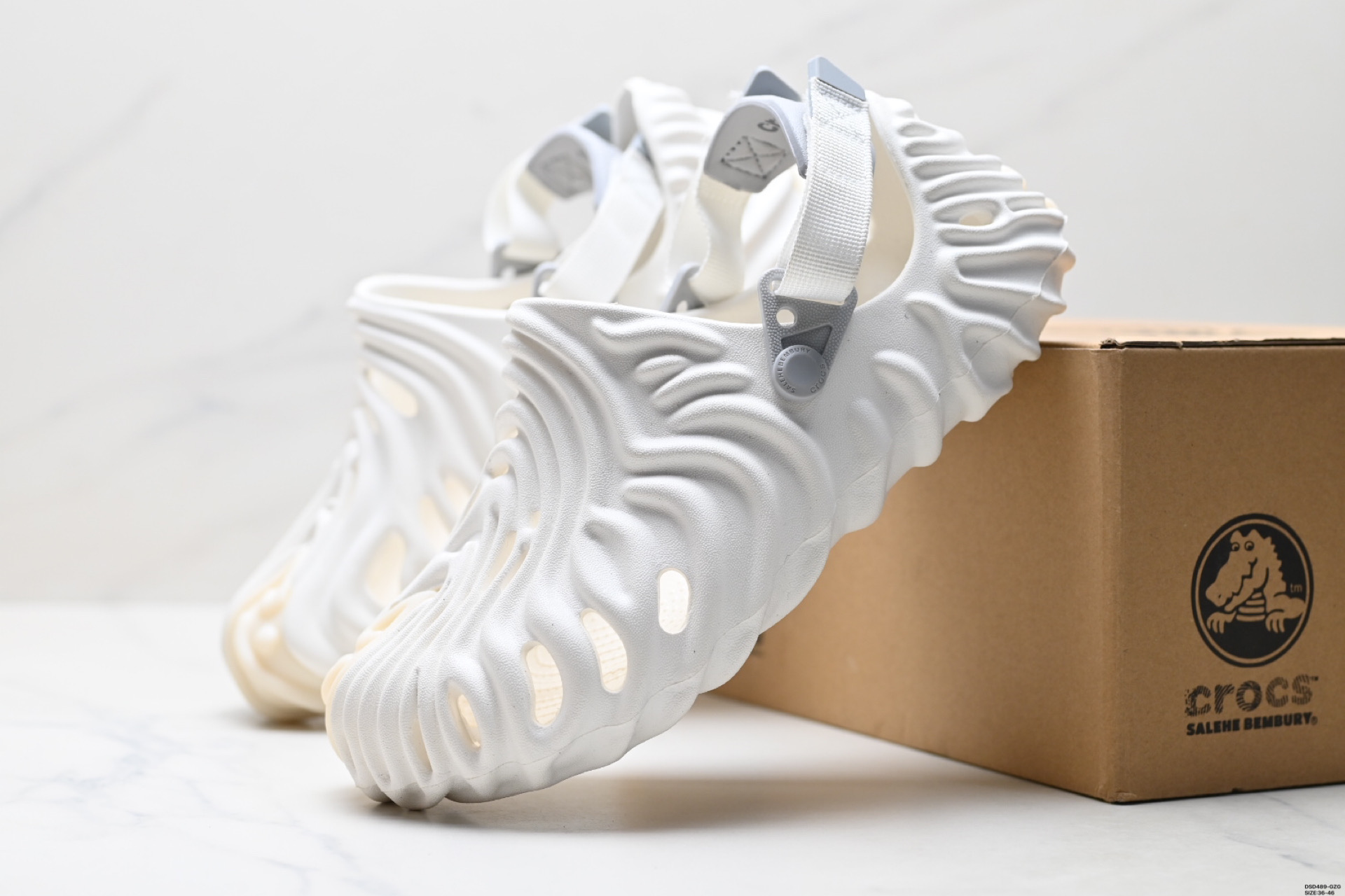 Crocs Classic Clog - Sandałyjaponki plażowe Crocs Casual