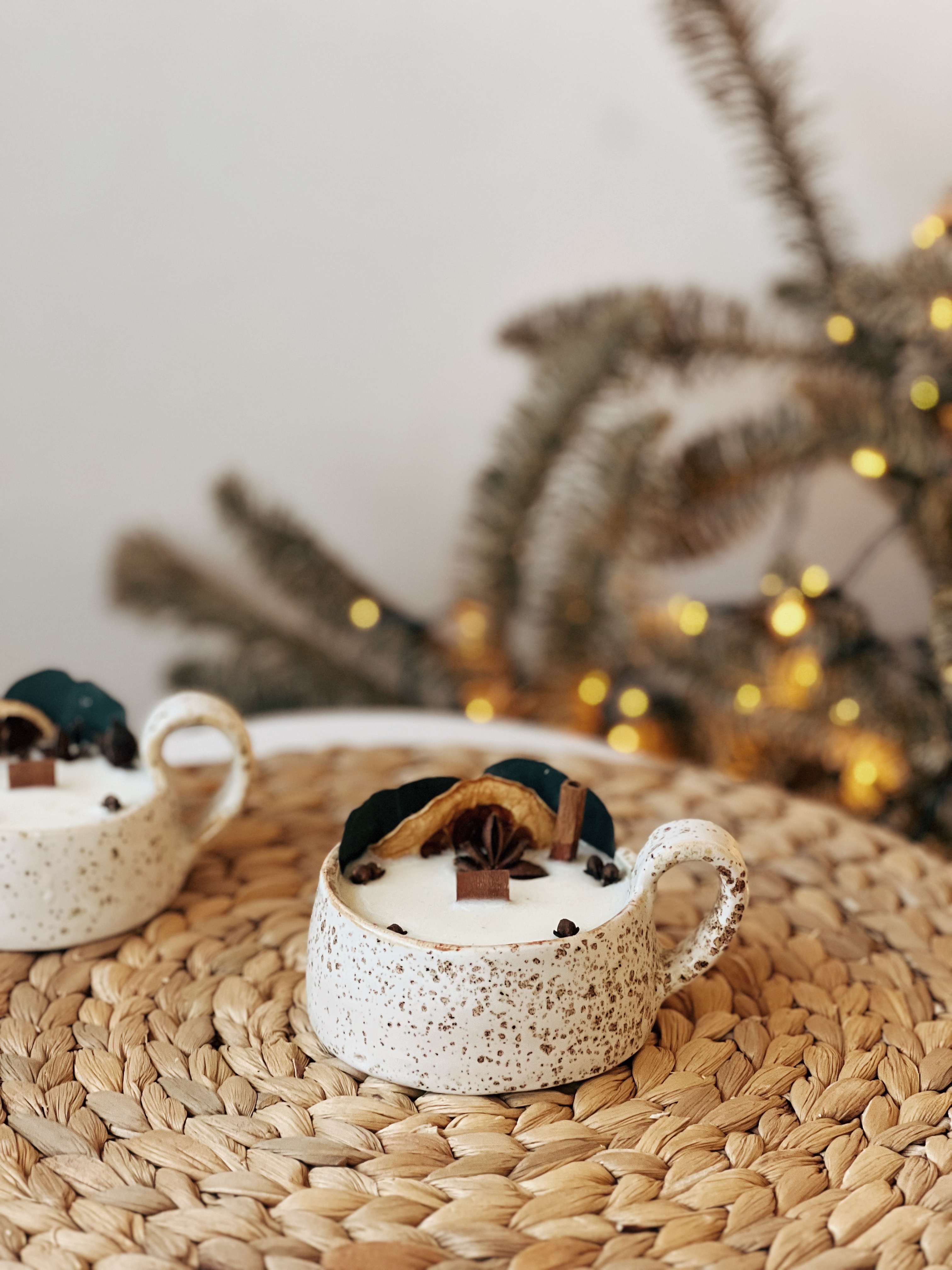 Свічка М на 200 мл з ручкою