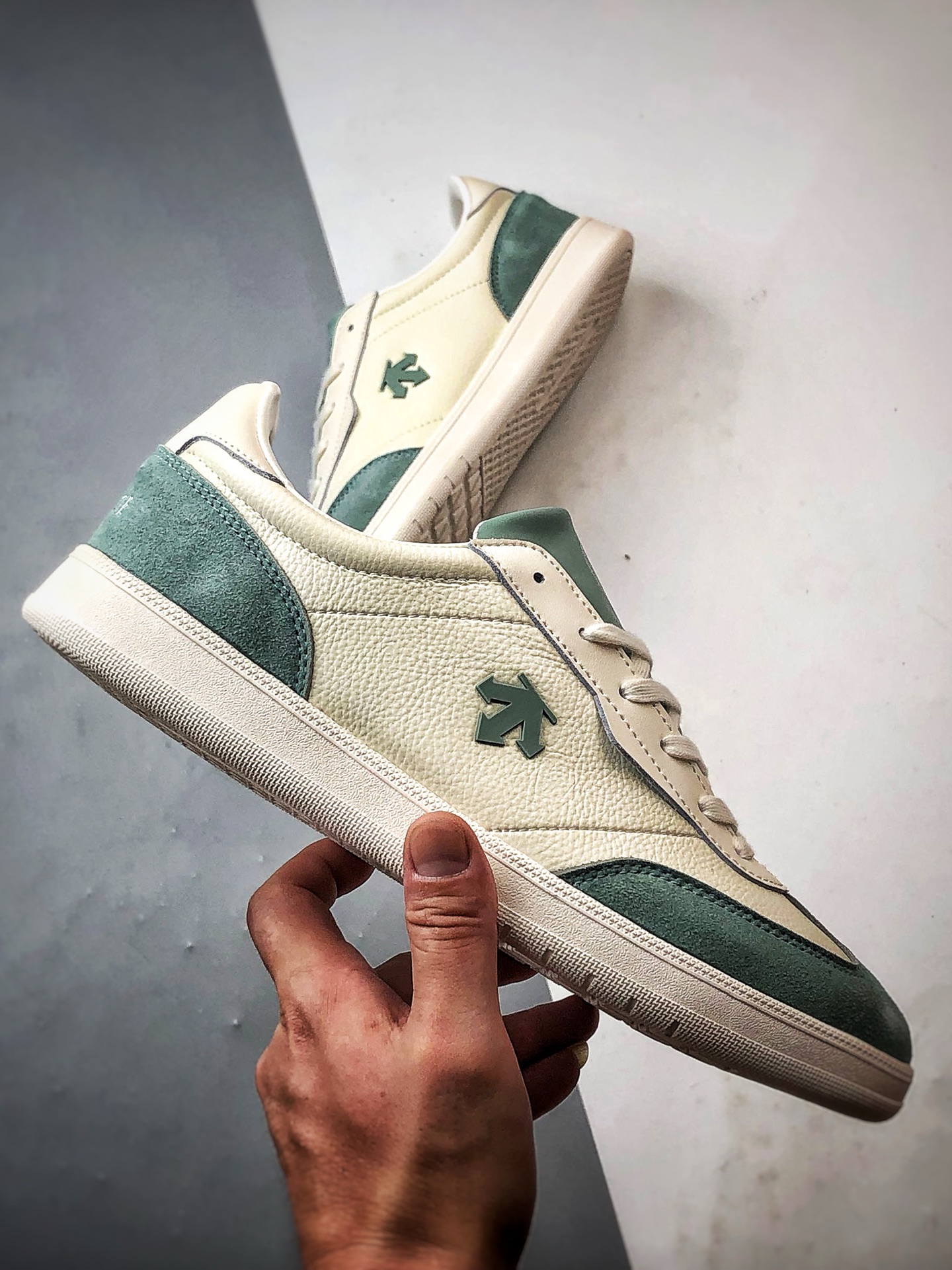 Descente Court SB  D5291LSN53-GN