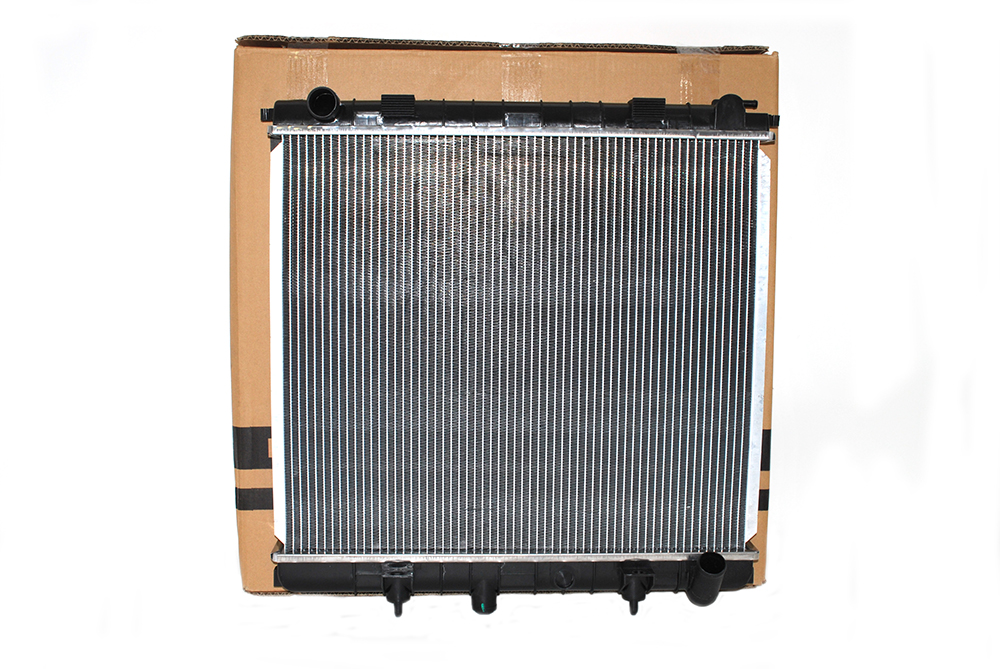 RADIATOR P38 V8