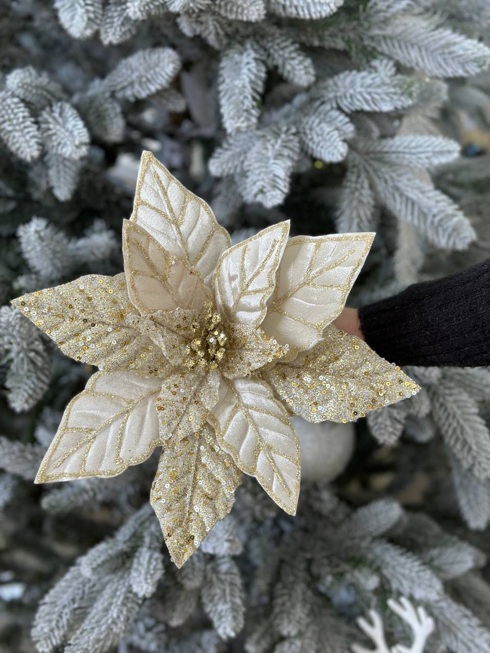 Декоративна квітка Пуансетія 31 см, довжина ніжки 50 см