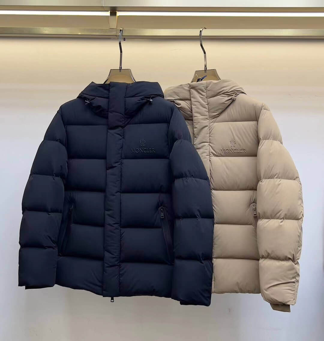 Moncler куртка