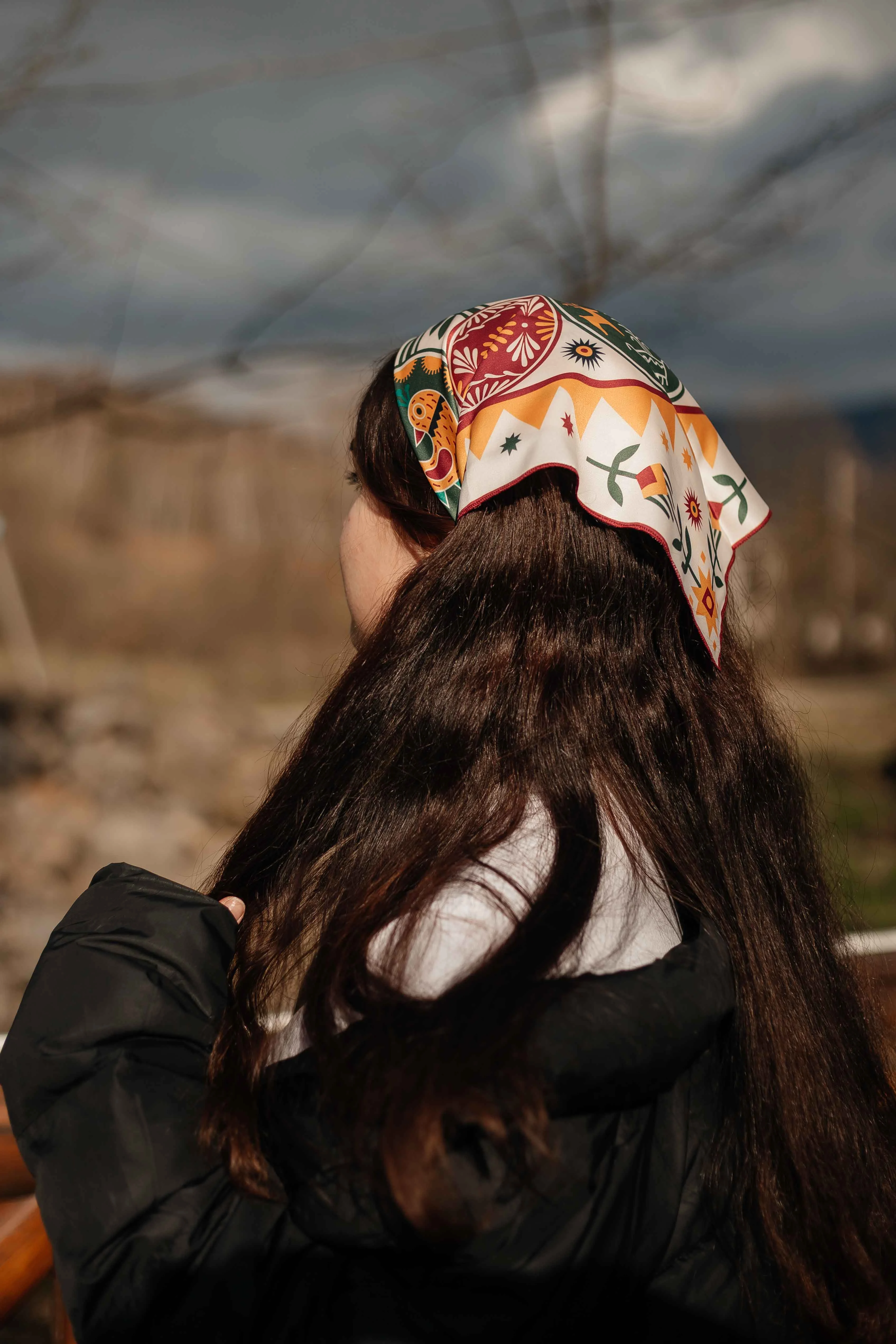 Хустка "Писанка" молочна велика