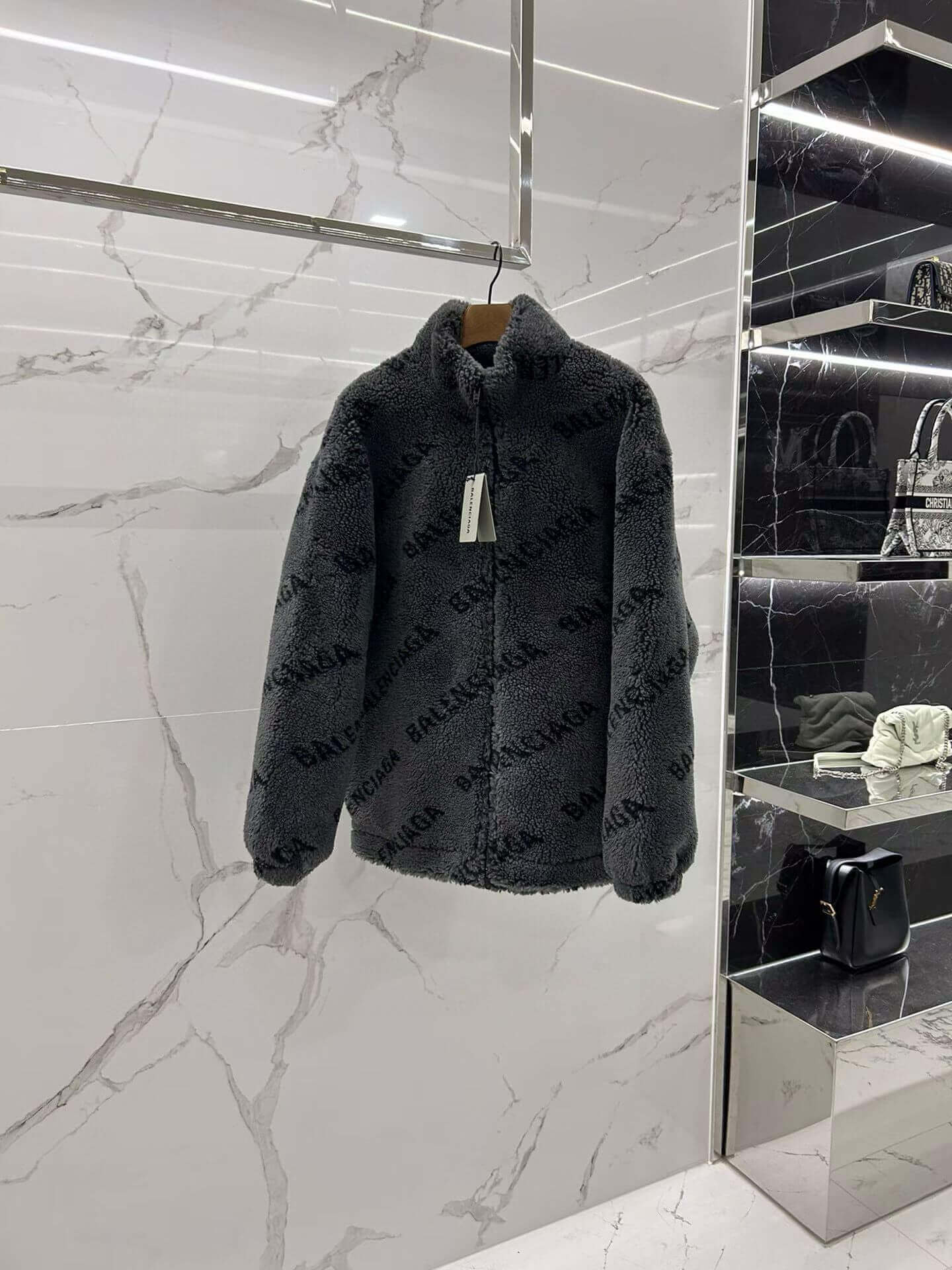 Balenciaga кофта