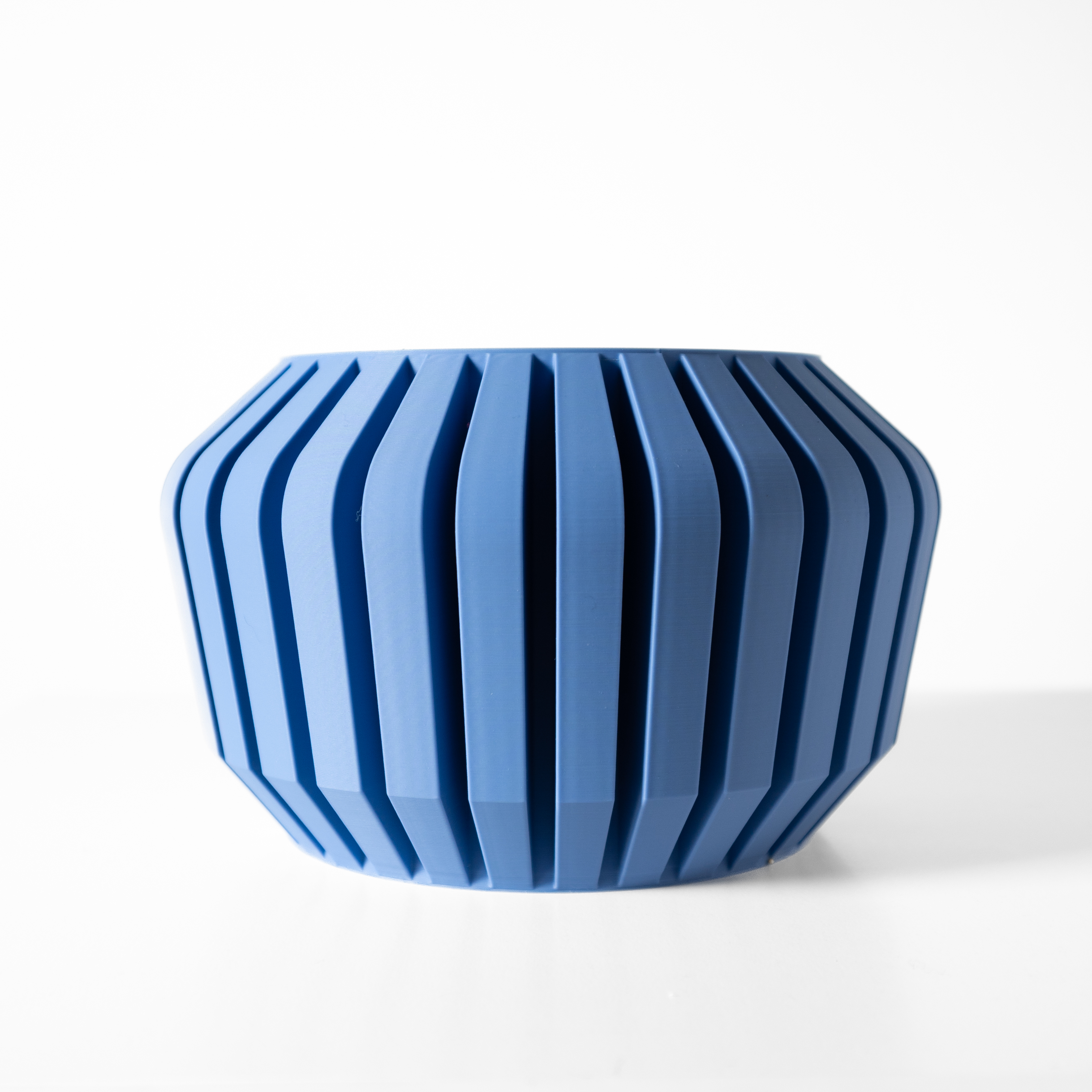 Vaki Planter Pot – Statement 3D Printed Pot