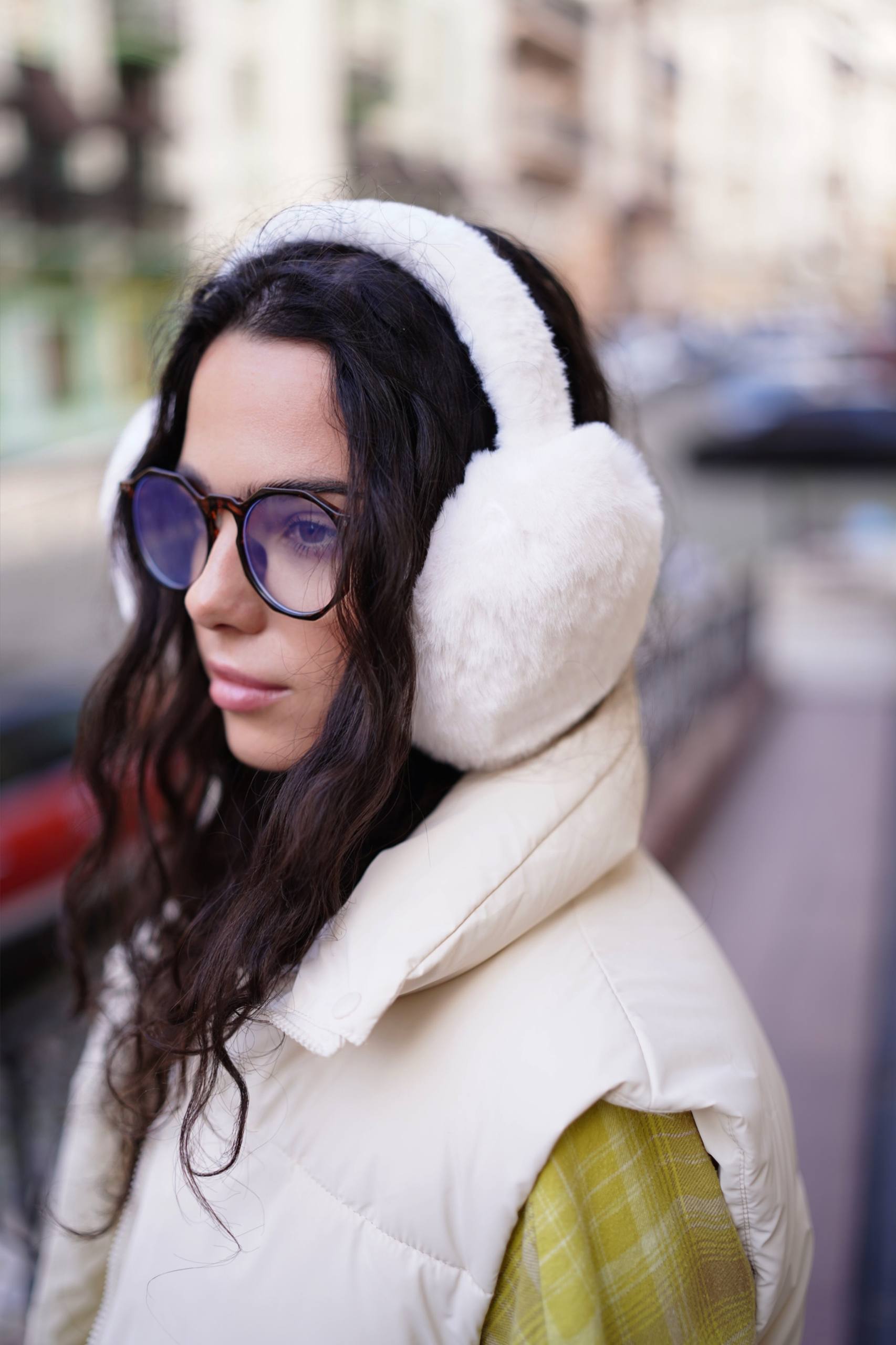 Теплі навушники з еко-хутра білі