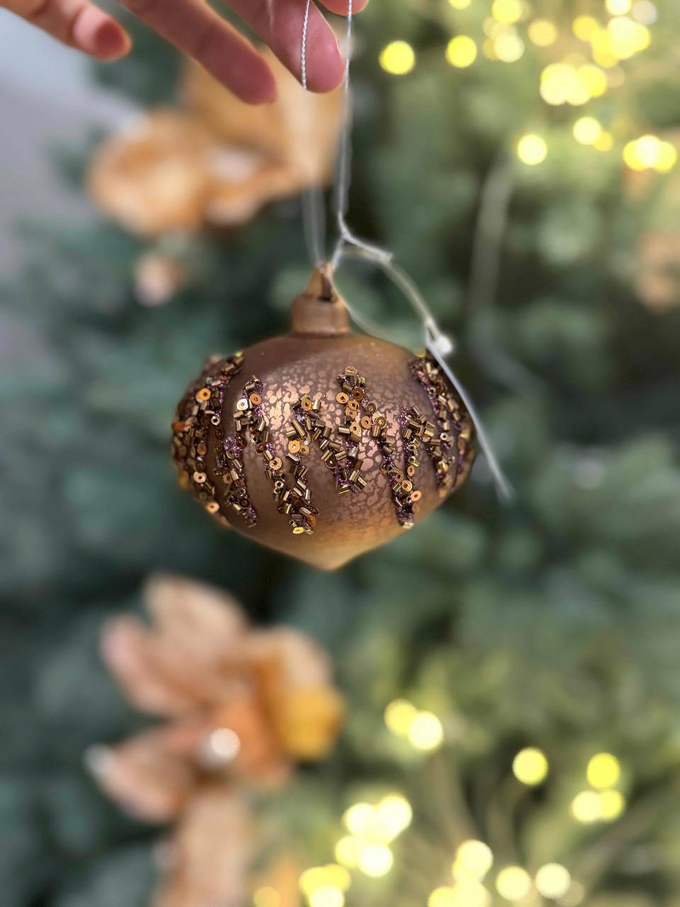 Ялинкова прикраса зі скла