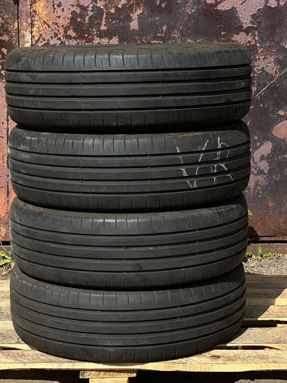  GOODYEAR EFFICIENT GRIP PERFORMANCE 205/60/16 