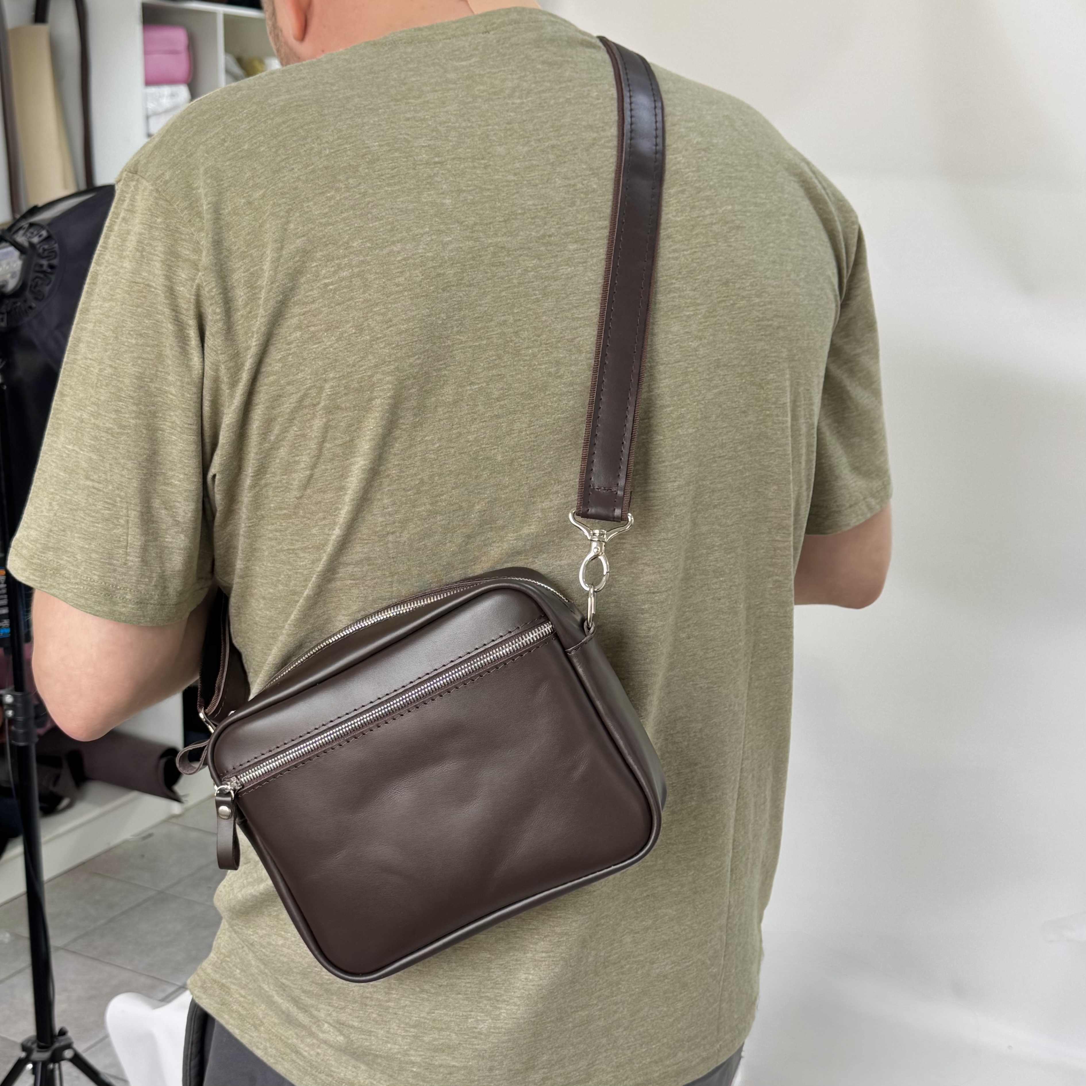 Сумка-кросбоді чоловіча Lee з натуральної шкіри