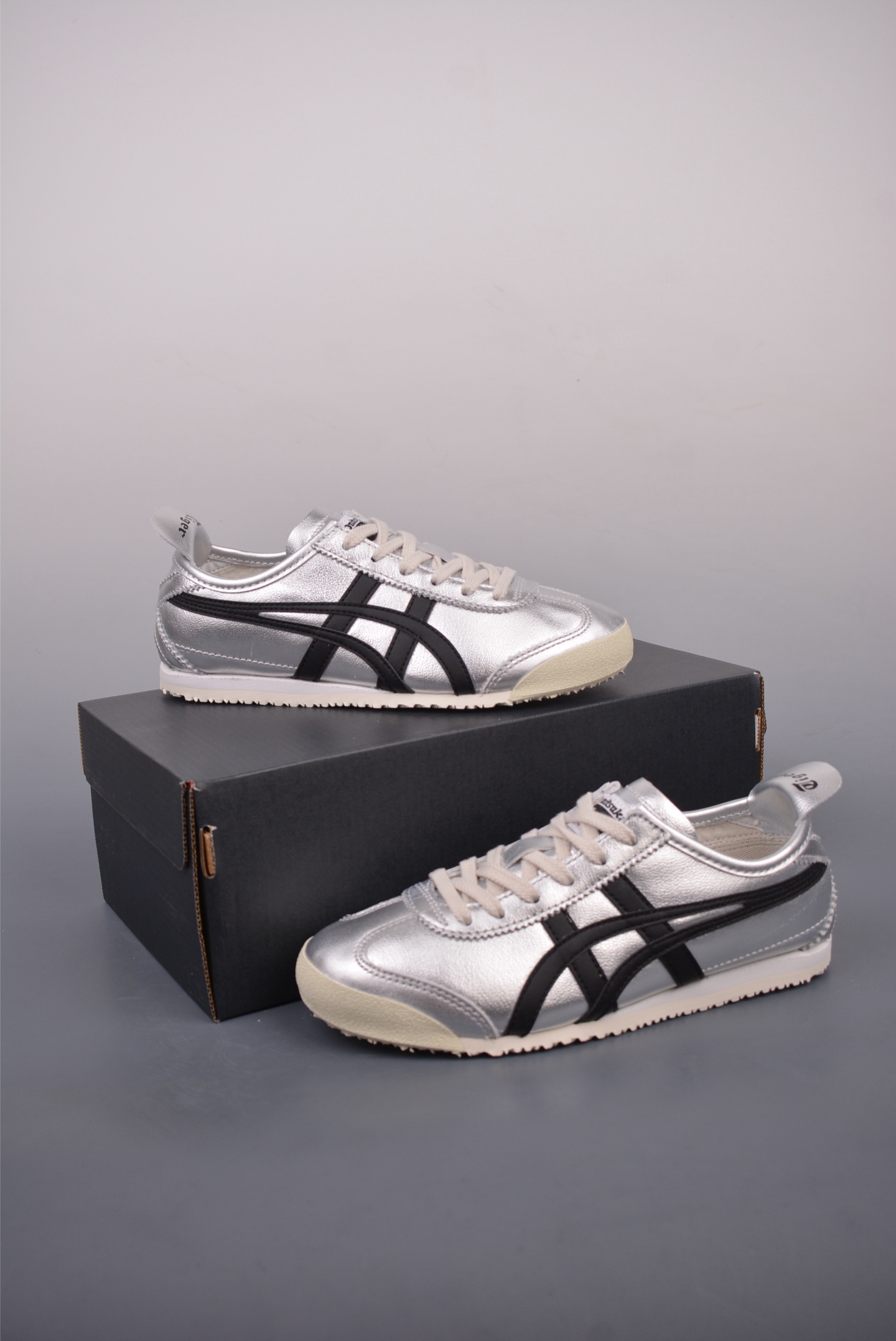 OnitsukaTiger 1183B566-020