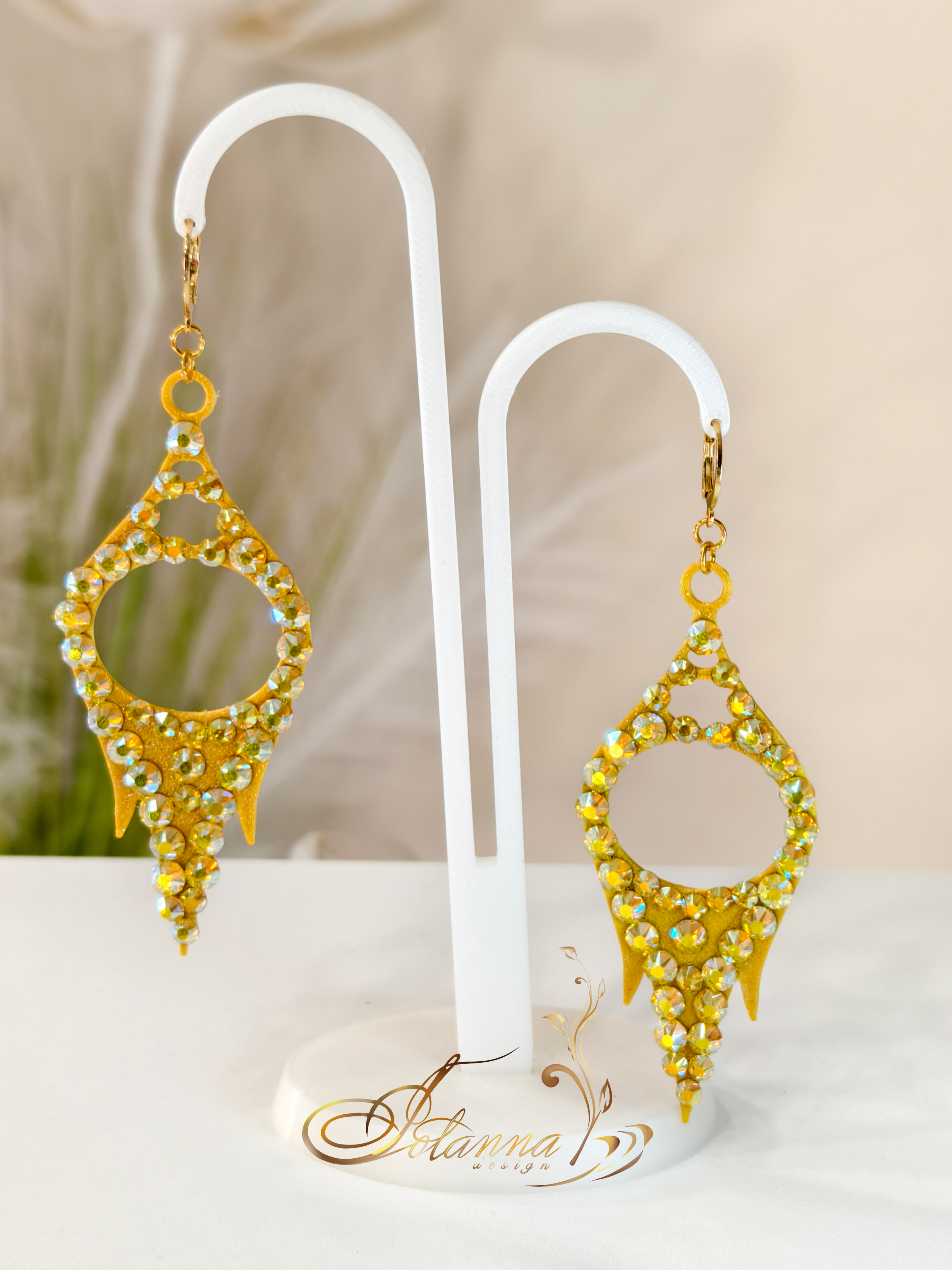 Rhinestone gold earrings