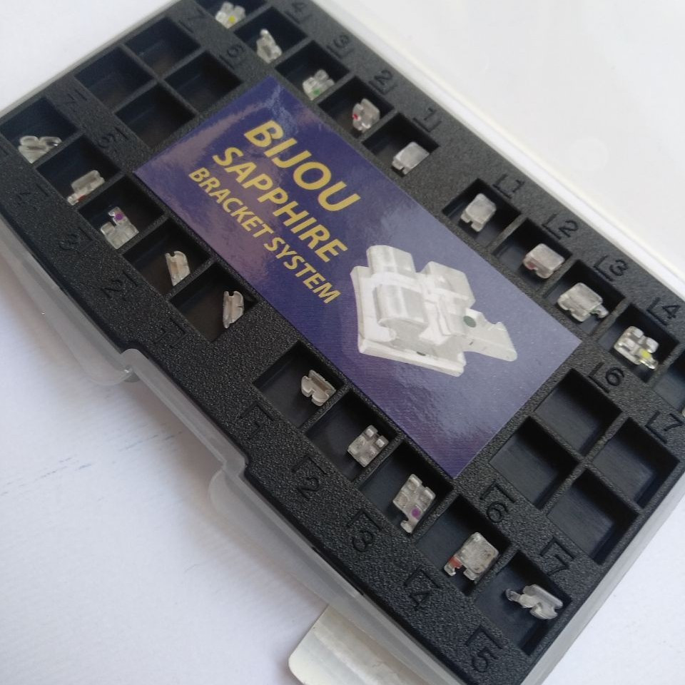 Брекеті сапфірові WBT Bijou Roth 022