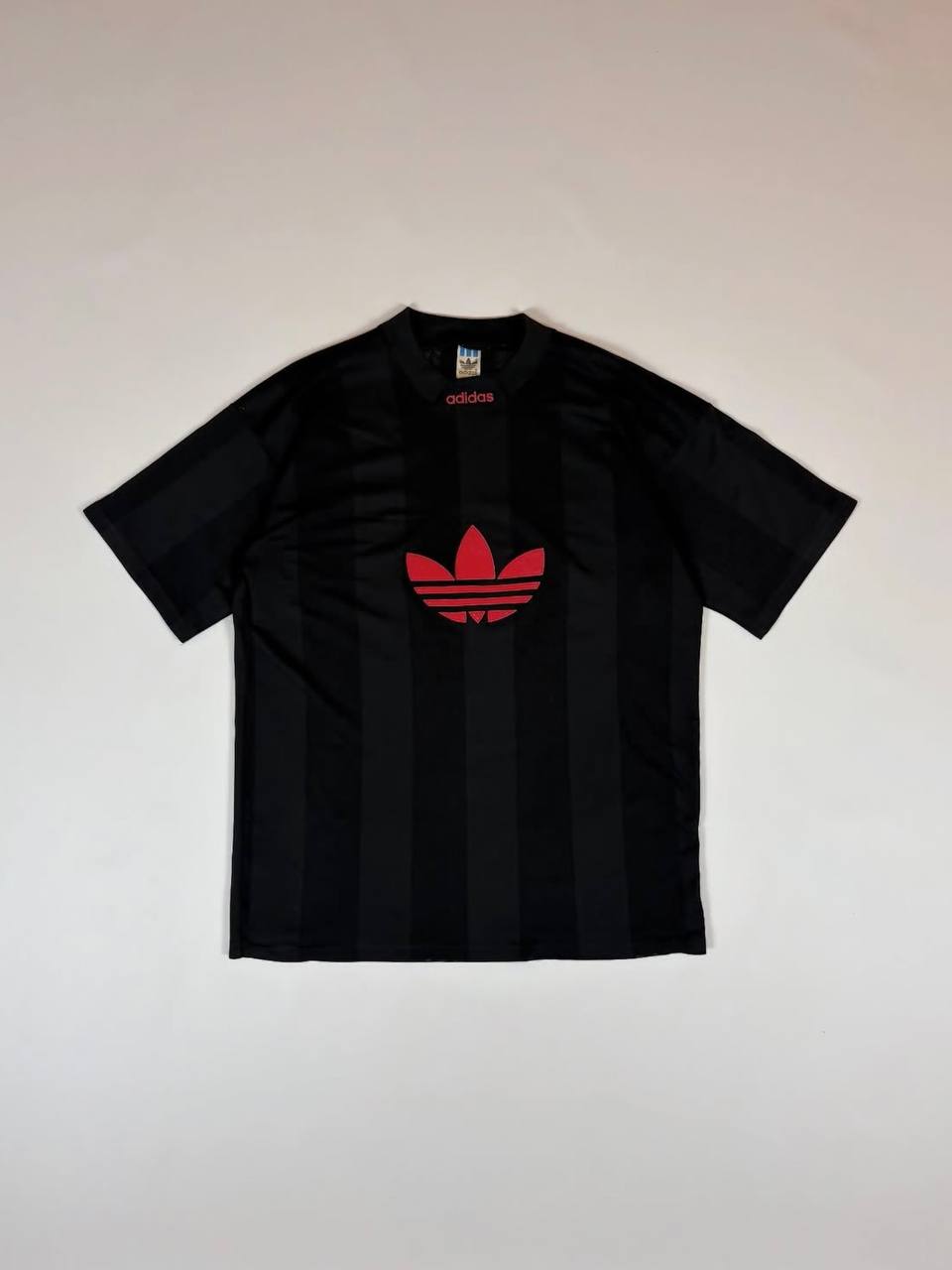 Vintage adidas 90s t shirt