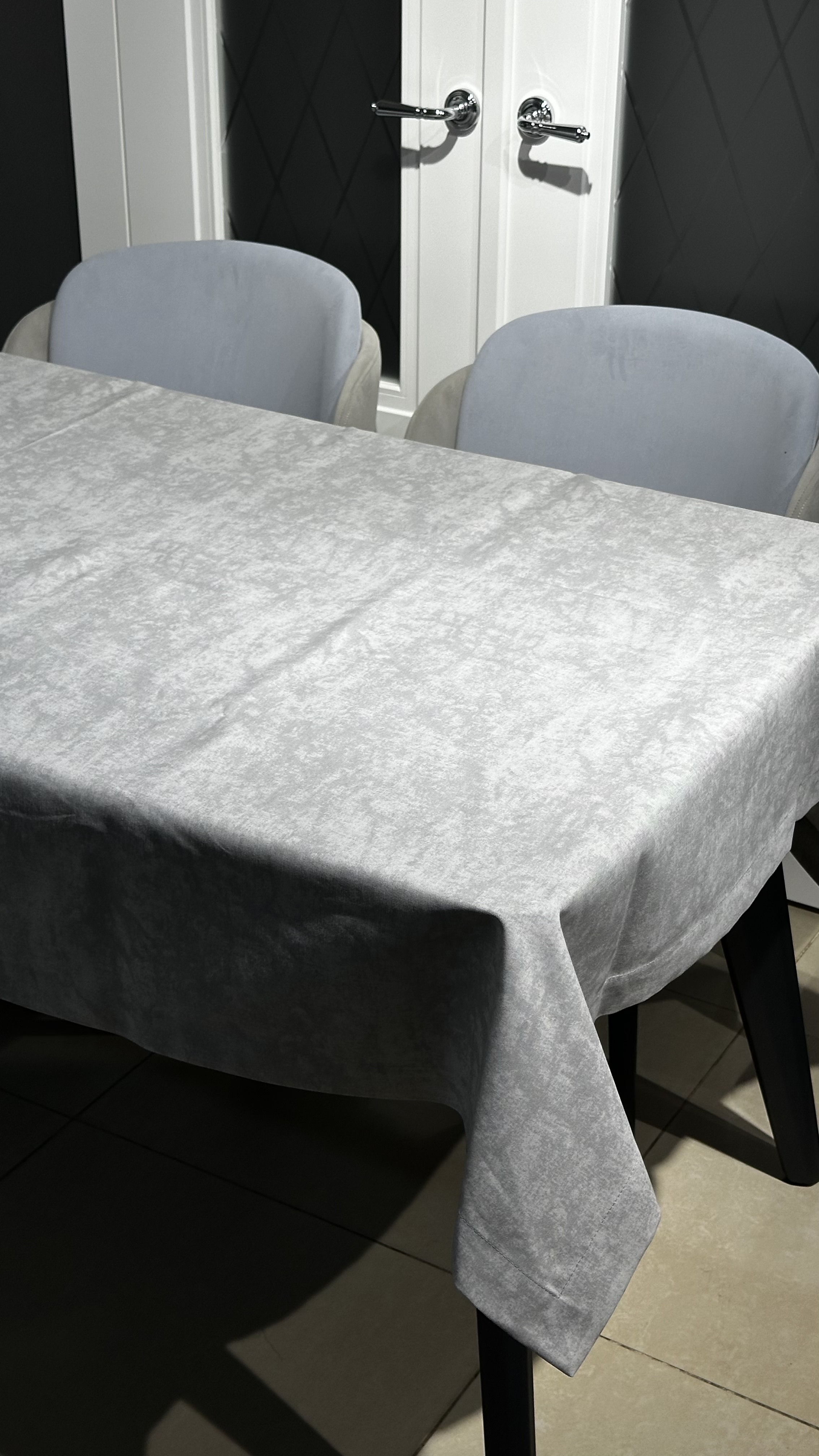 Скатертина сірий ефект72 150х220