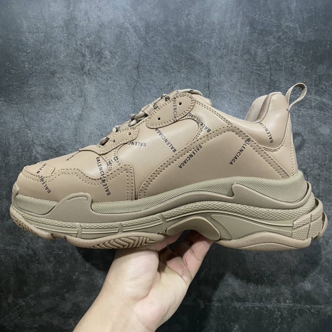 Balenciaga Triple S