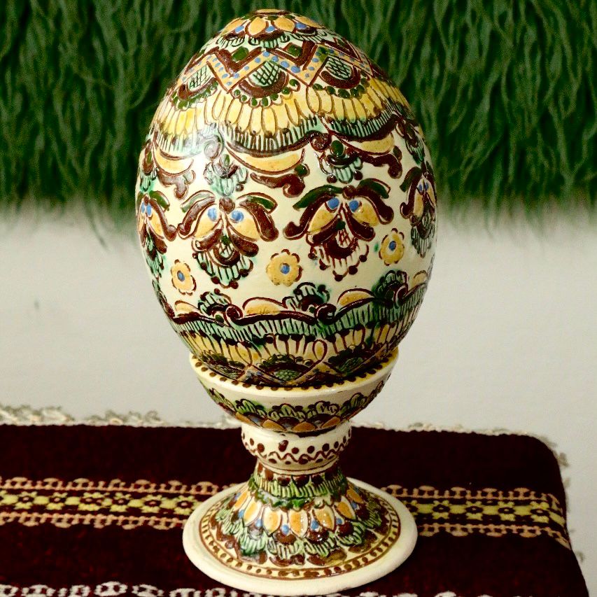 Декоративна писанка "Велика родина", 26 см
