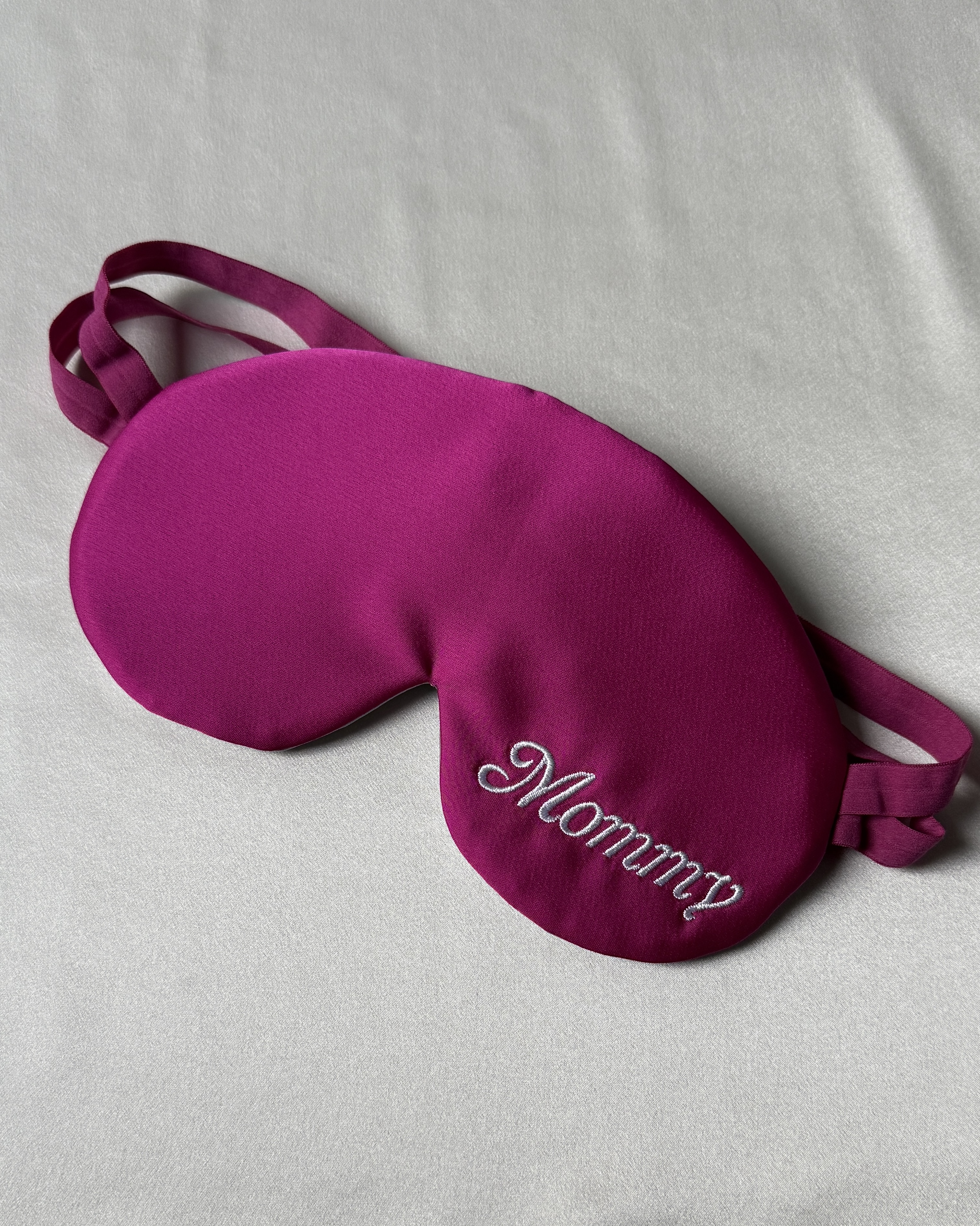 Кругла класична маска для сну з вишивкою та натуральним шовком на підкладці