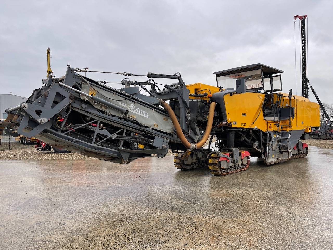 Дорожня фреза| WIRTGEN – W250 | 2013 рік | 8363 мотогодин