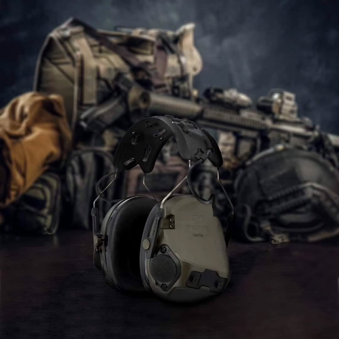 Оригінальні сучасні активні навушники "3M PELTOR COMTAC VIII" від шведського преміум бренду "3M".