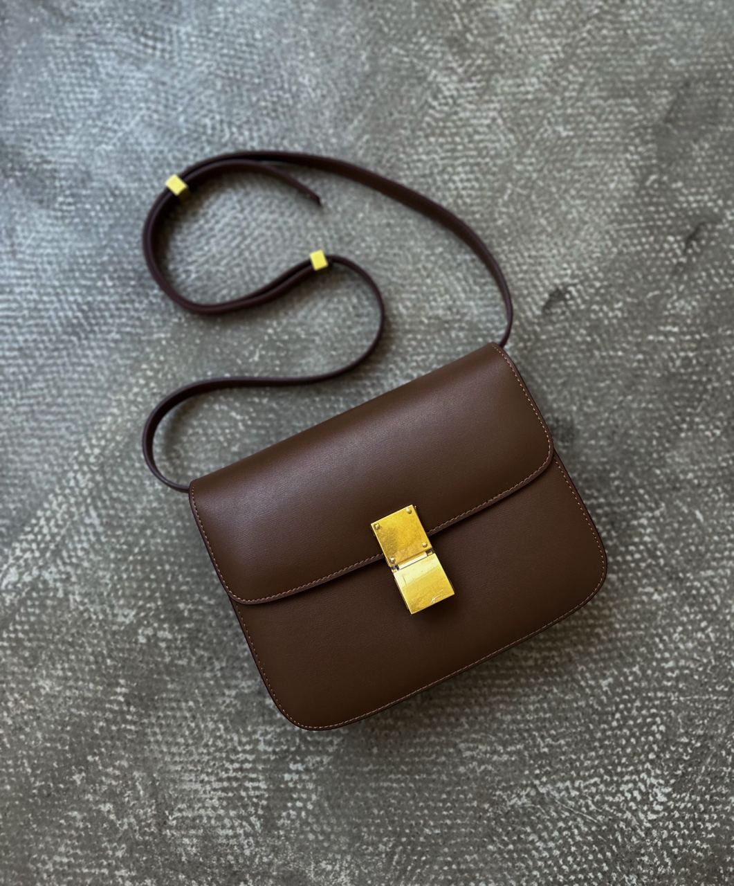Celine Classic Box Medium Black/Gold