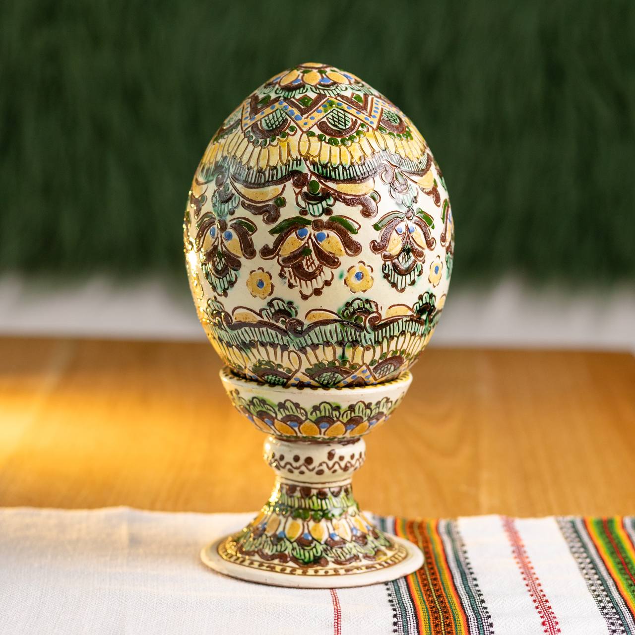 Декоративна писанка "Велика родина", 26 см
