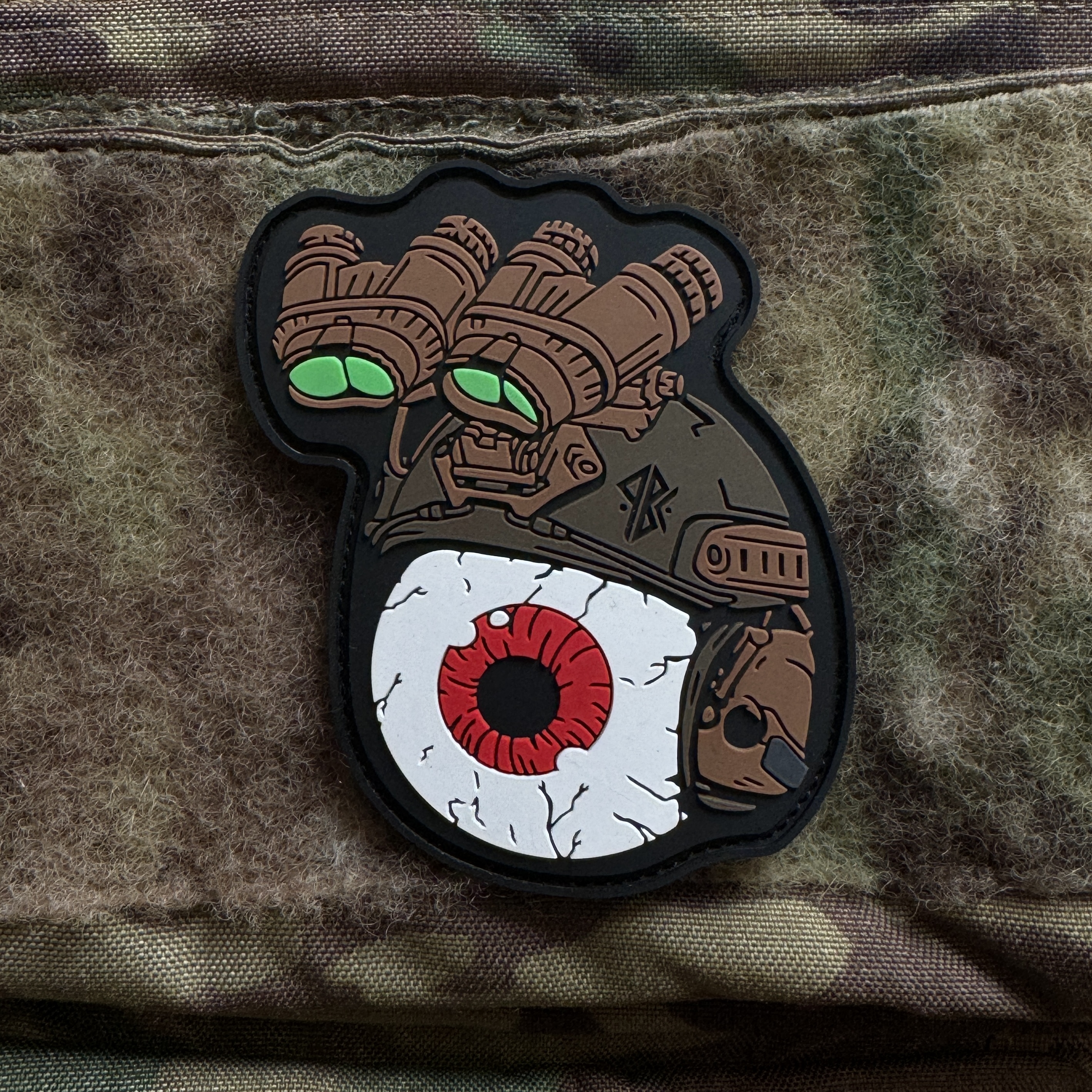 Оригінальний патч «ОКО» від бренду "PARACORD BY CAT".