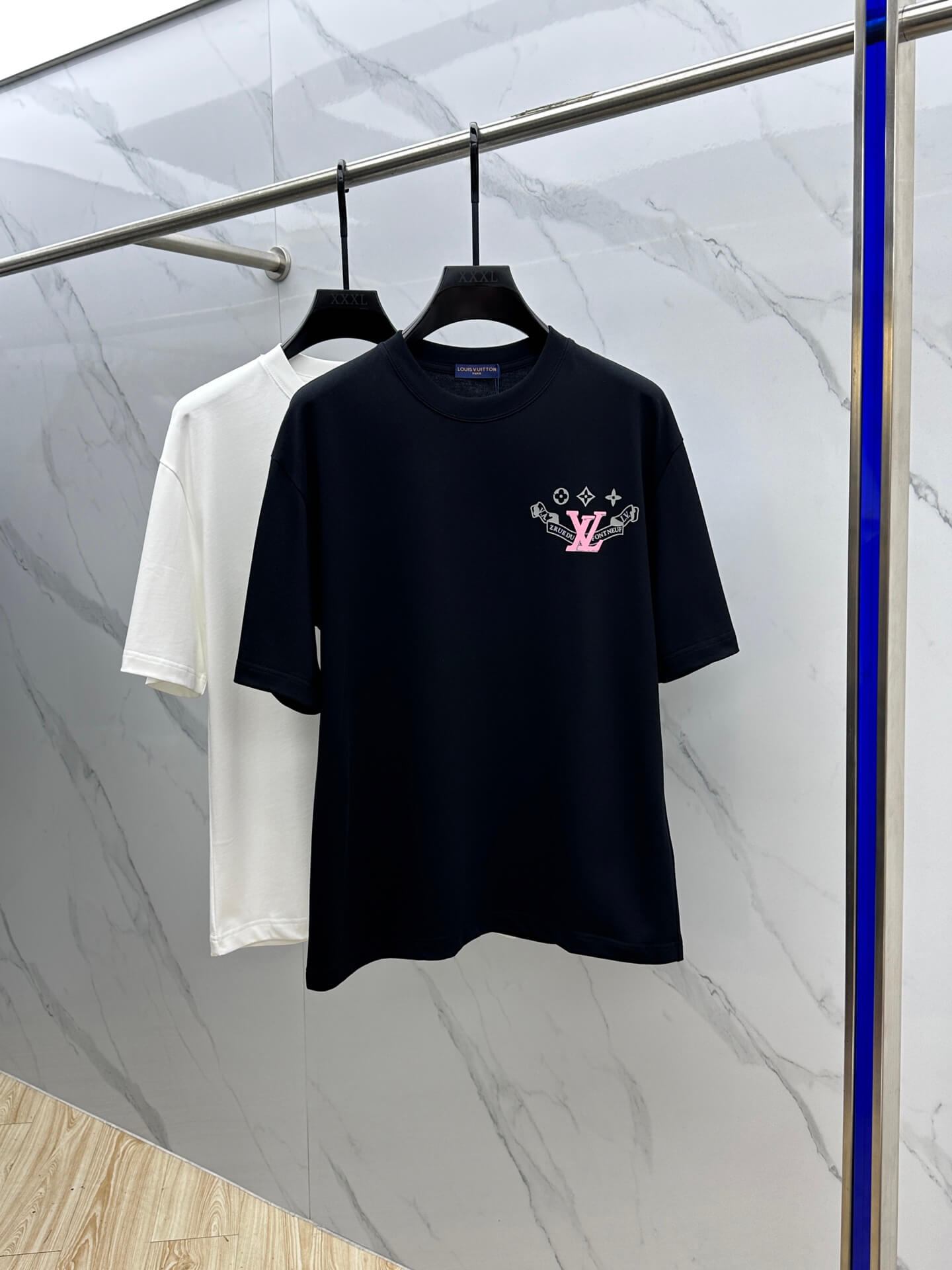 Louis Vuitton футболка