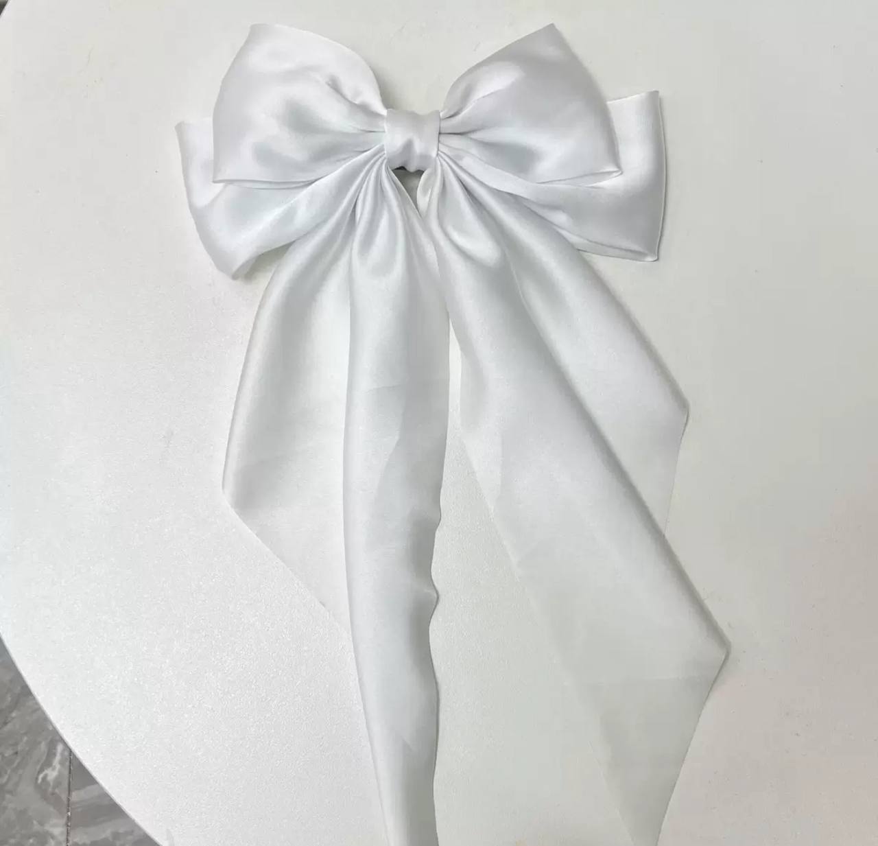 Заколка бант для волосся атласний, білий