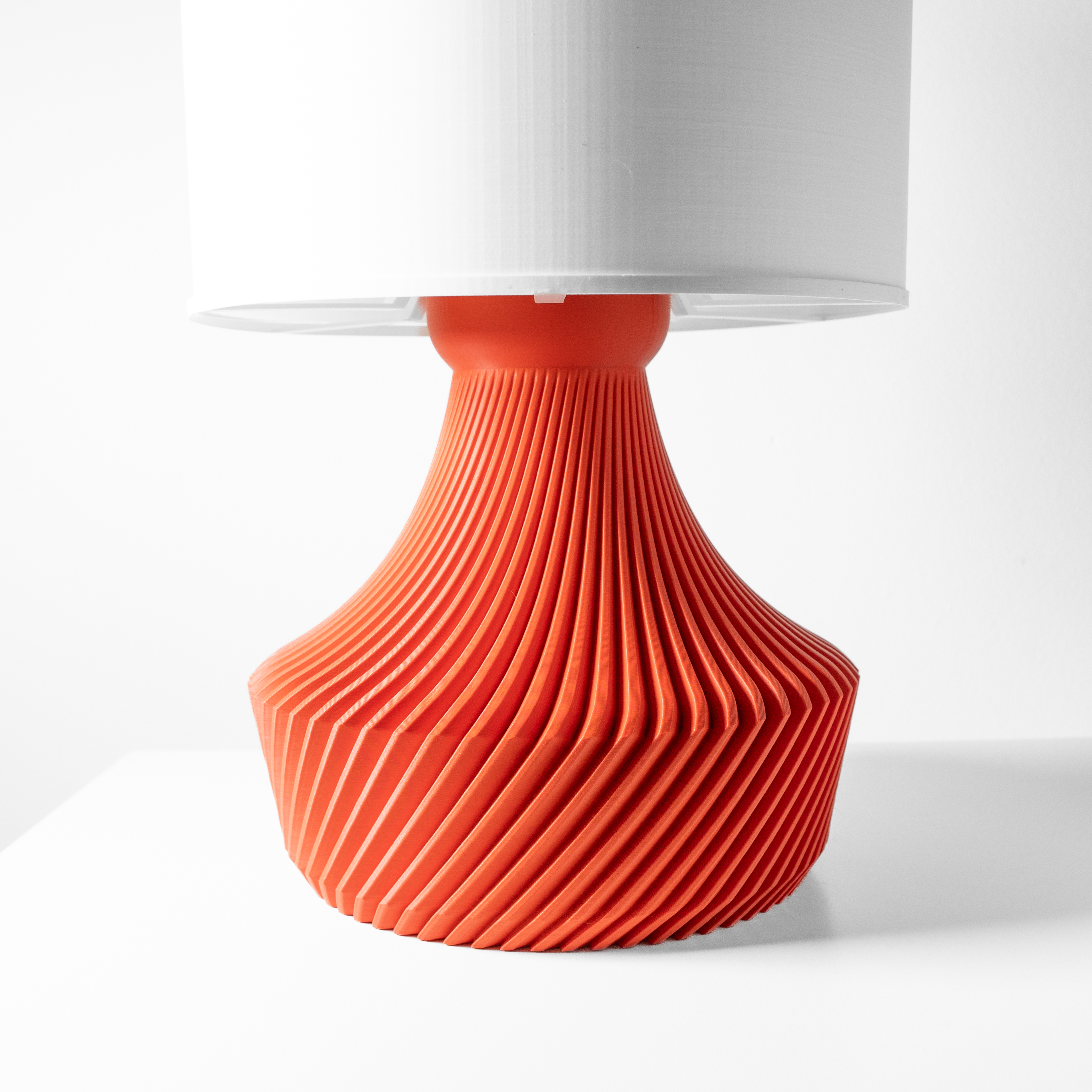 Kita Lamp – Modern 3D Printed Table Lamp