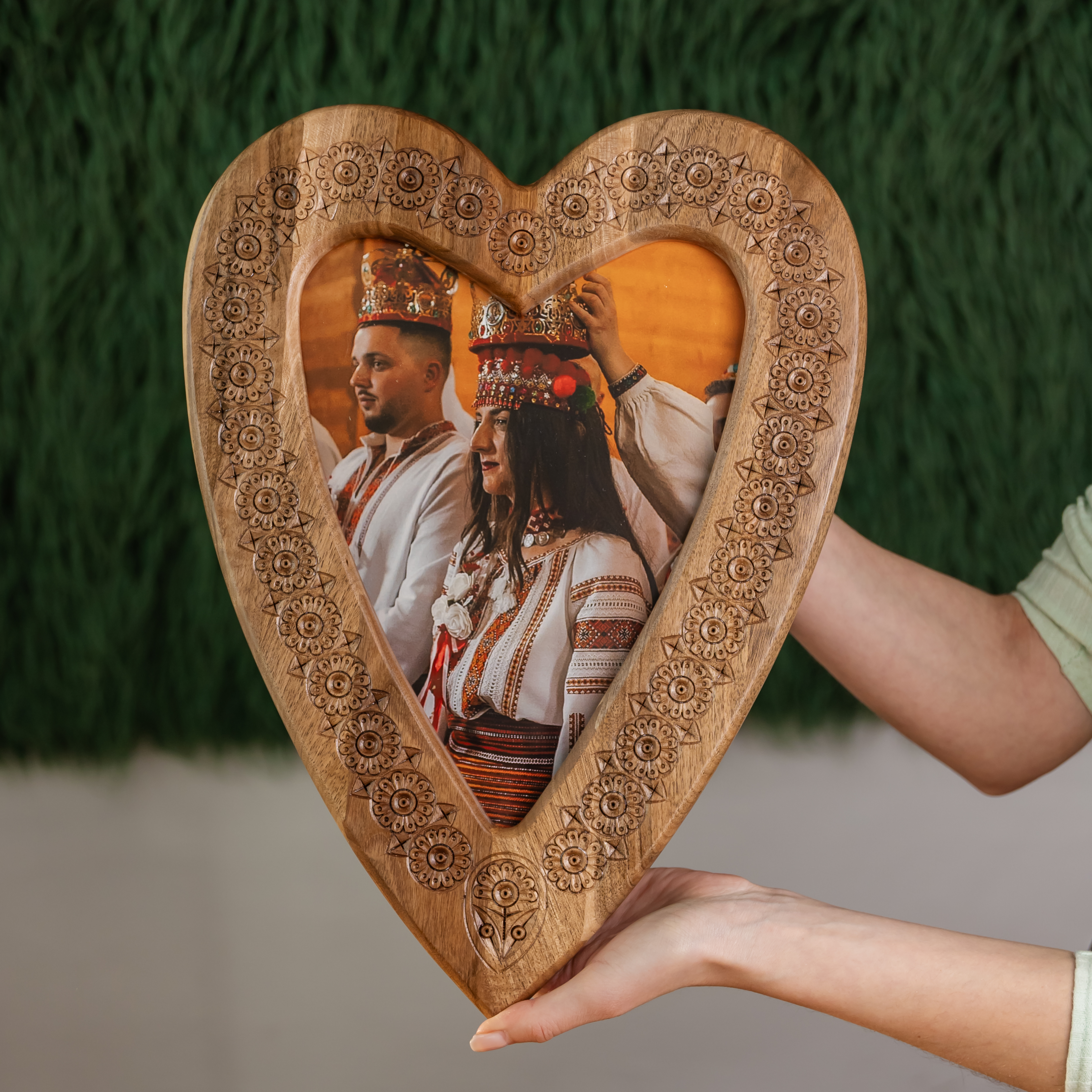 Рамка "Косівська", 40*29,5 см