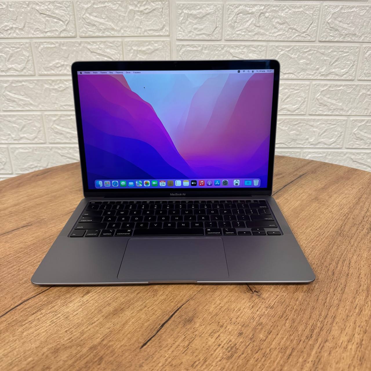 MacBook Air 13 A2179 2020  247 циклів